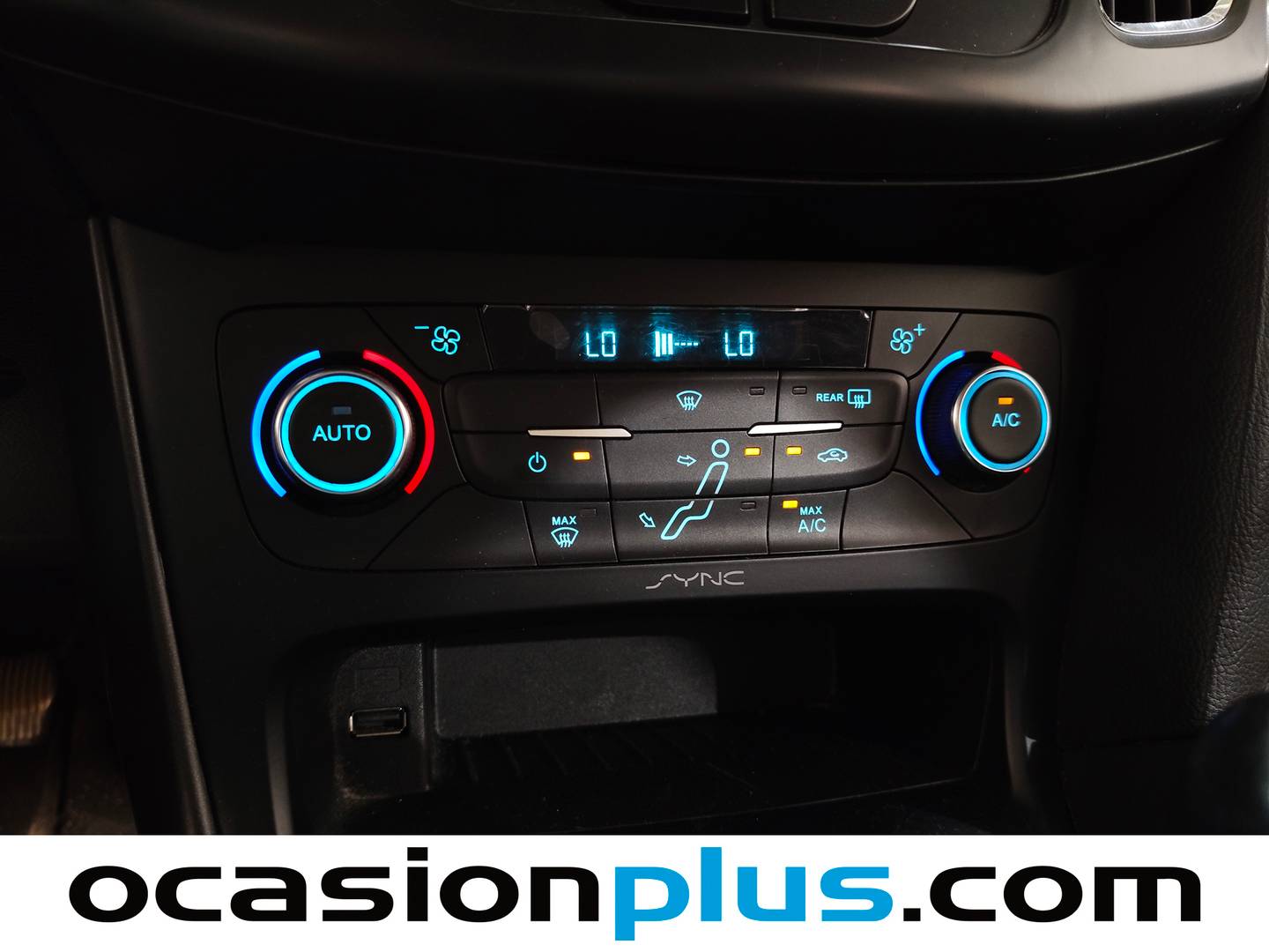 Extras y acabados del Ford Focus Ford Focus 1.5 TDCi Business (120 CV)