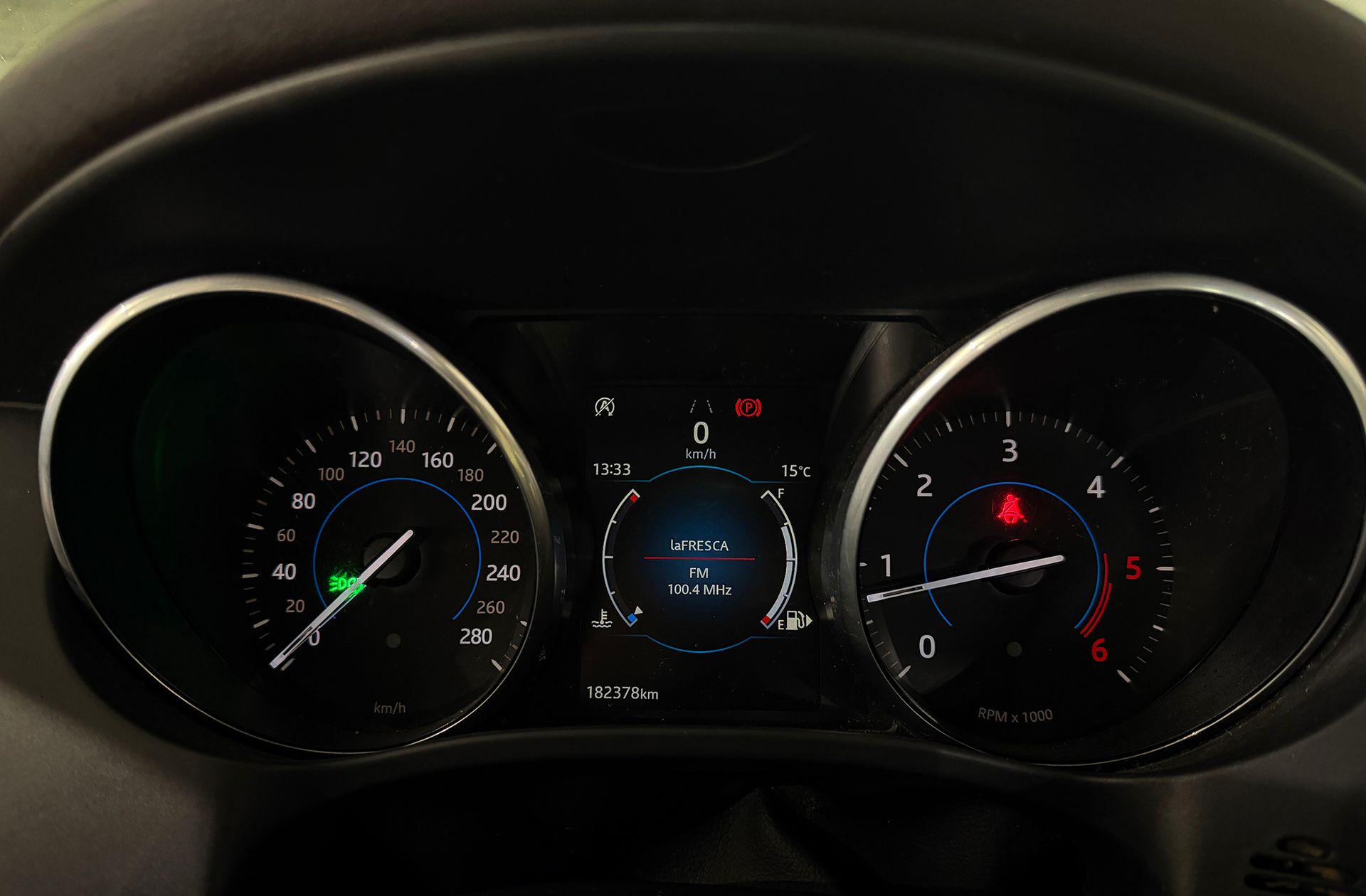 Jaguar F-Pace 2.0L i4D Prestige AWD - foto 22