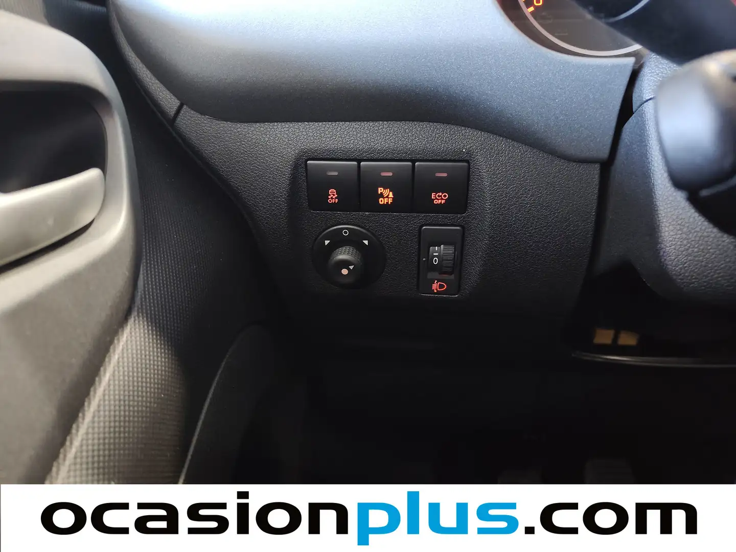 Foto Peugeot Partner Peugeot Partner Tepee Combi 1.2 PureTech Adventure Edition (110 CV)