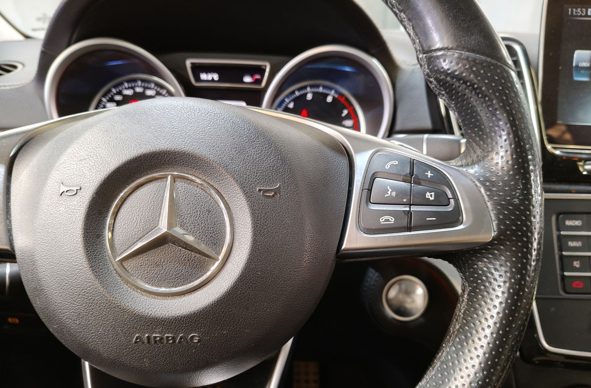 Mercedes-Benz GLE Mercedes GLE 500 e 4Matic - foto 33