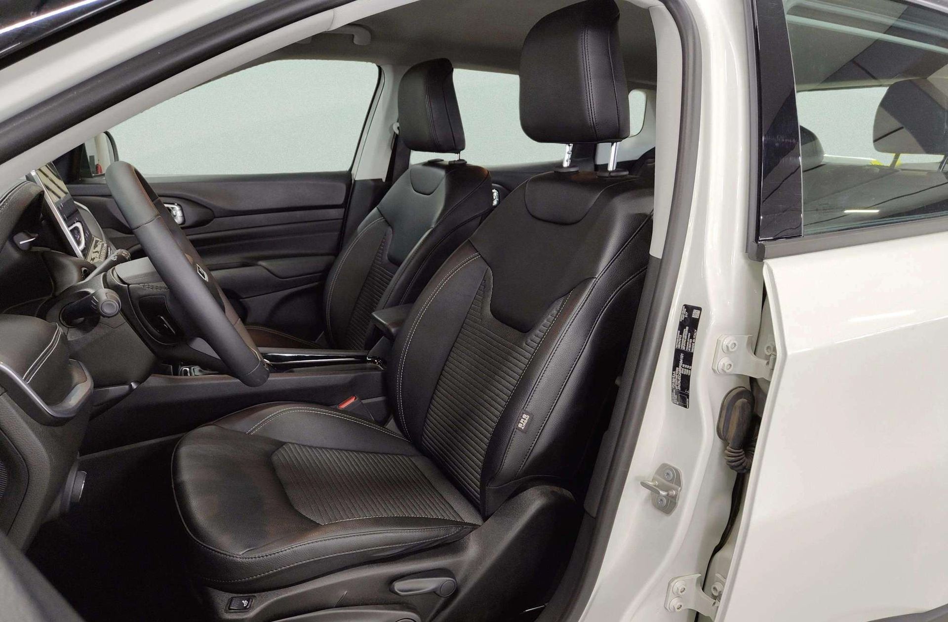 Jeep Compass 1.5 MHEV eHybrid Altitude Dct - foto 10