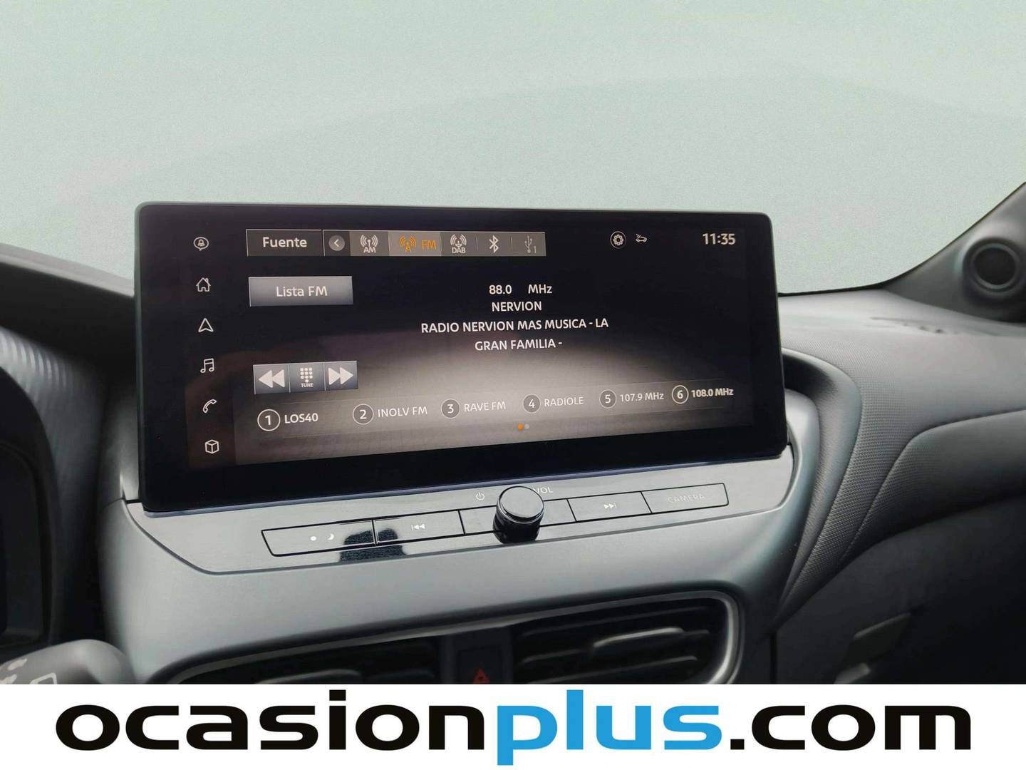 Foto Nissan JUKE Nissan Juke DIG-T N-Connecta 4x2 DCT (114 CV)