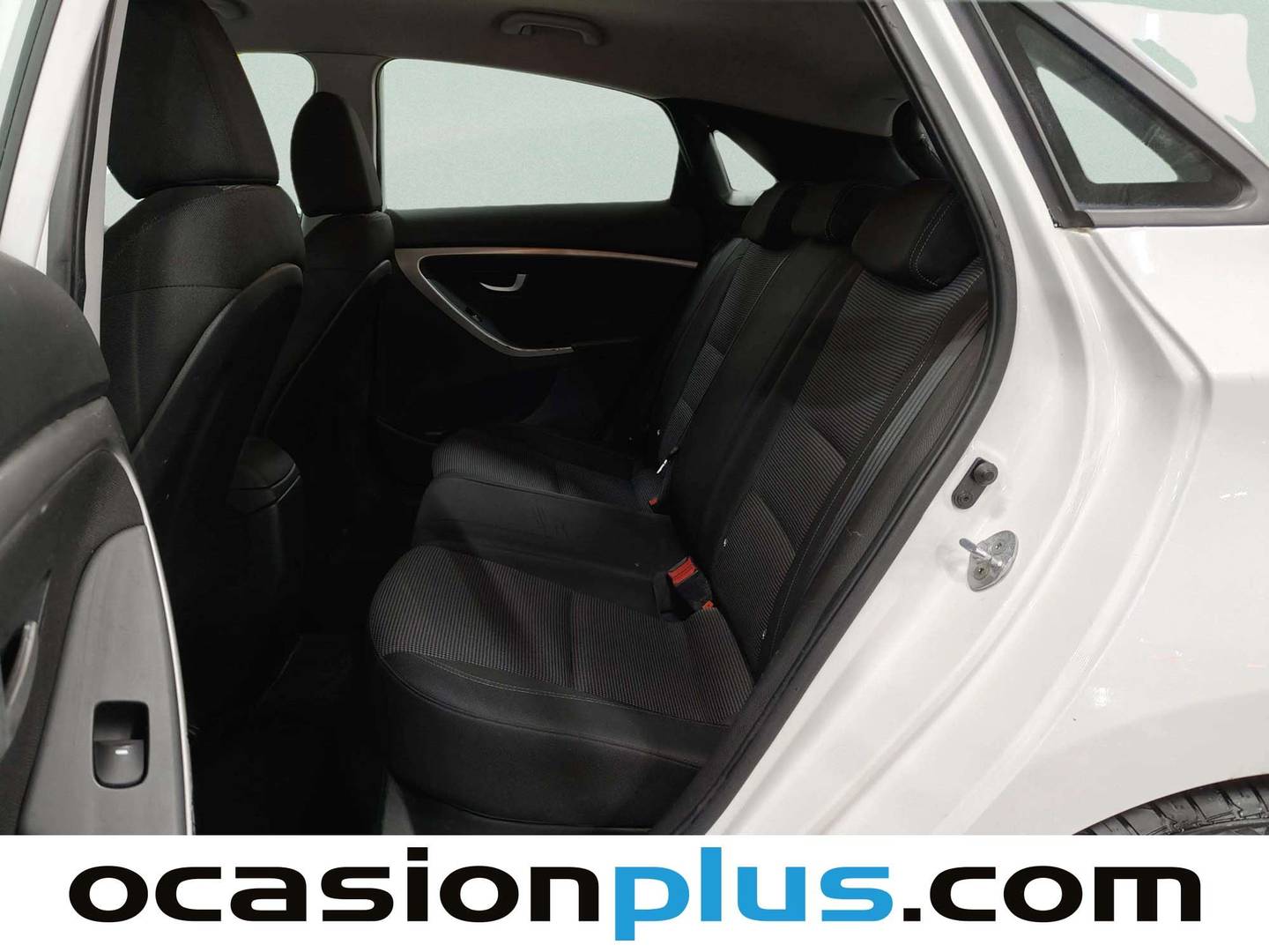 Foto asientos traseros Hyundai i30 Hyundai i30 1.6 CRDI BlueDrive Cruise (110 CV)