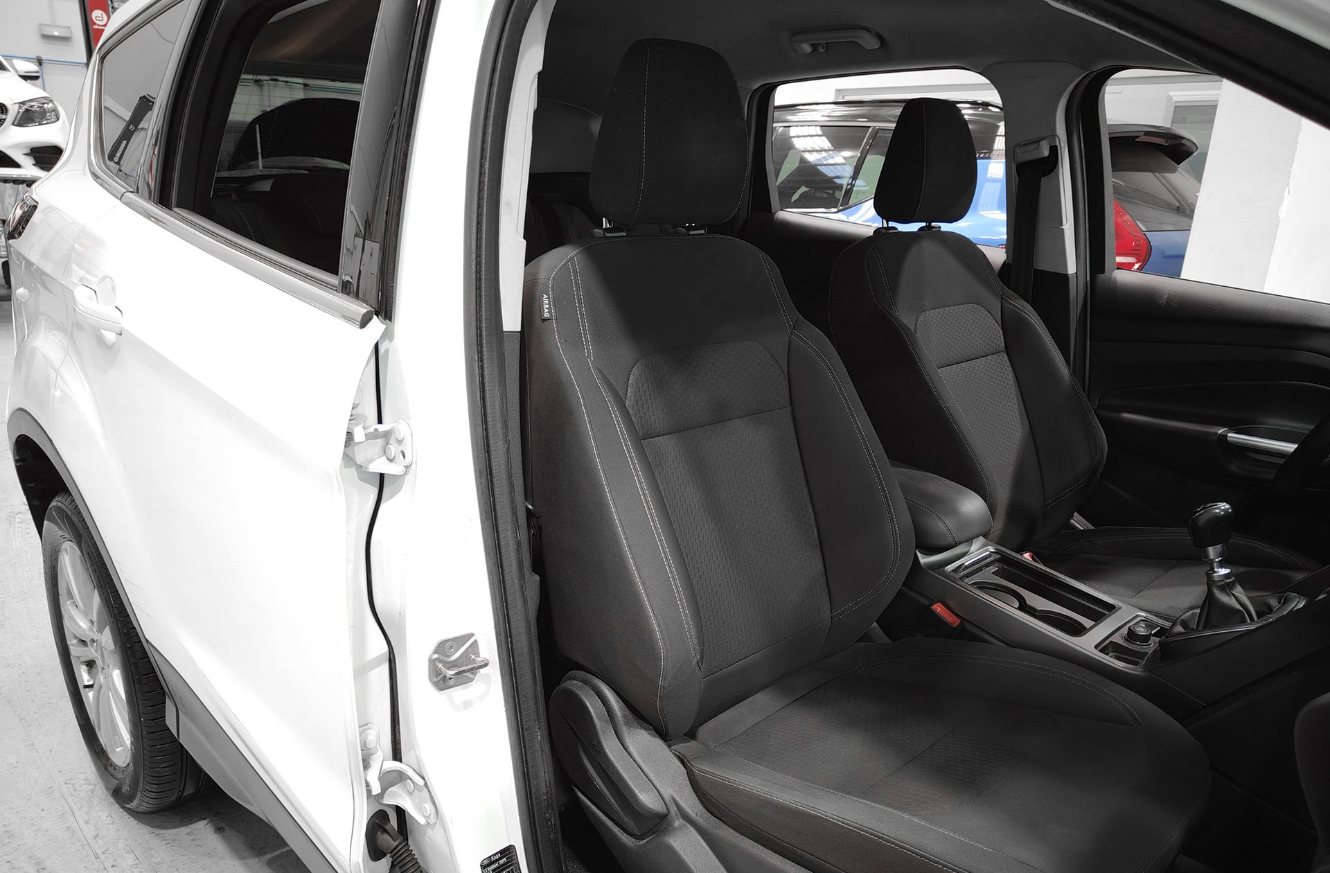 Ford Kuga 1.5 EcoBoost Trend+ 4x2 - foto 18