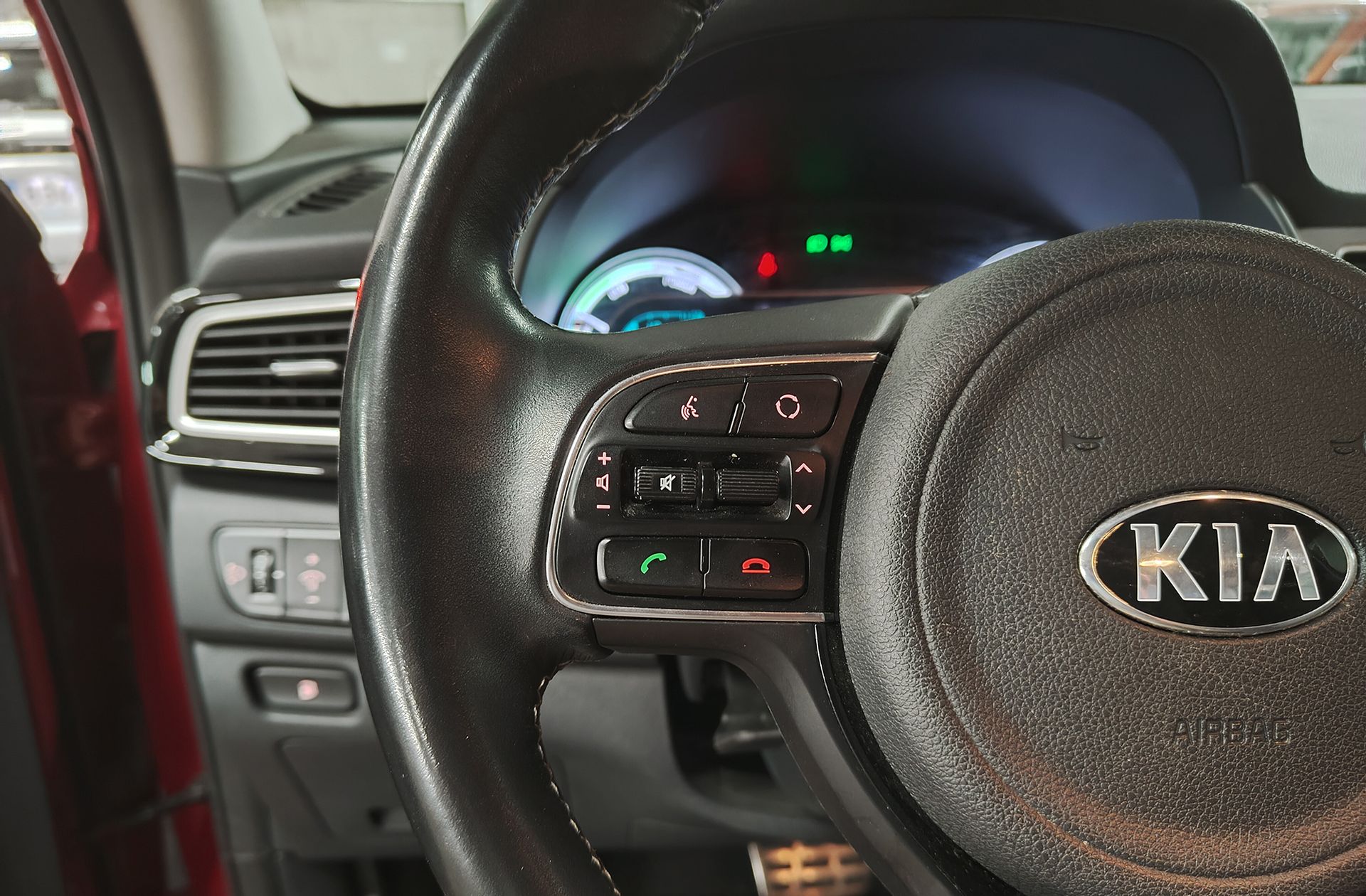 Kia Niro 1.6 GDi HEV Híbrido Emotion - foto 30