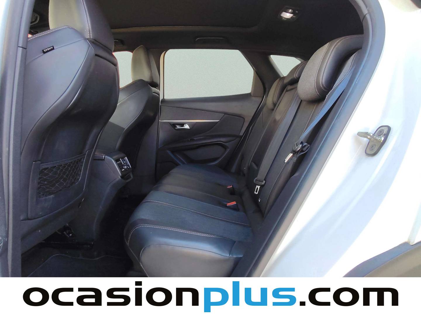 Foto asientos traseros Peugeot 3008 Peugeot 3008 BlueHDi 150 S&S GT Line (150 CV)
