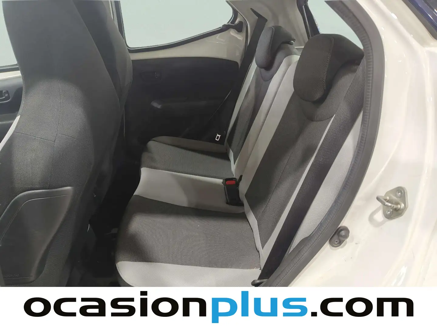 Foto Toyota Aygo Toyota Aygo 1.0 VVT-i x-play (69 CV)