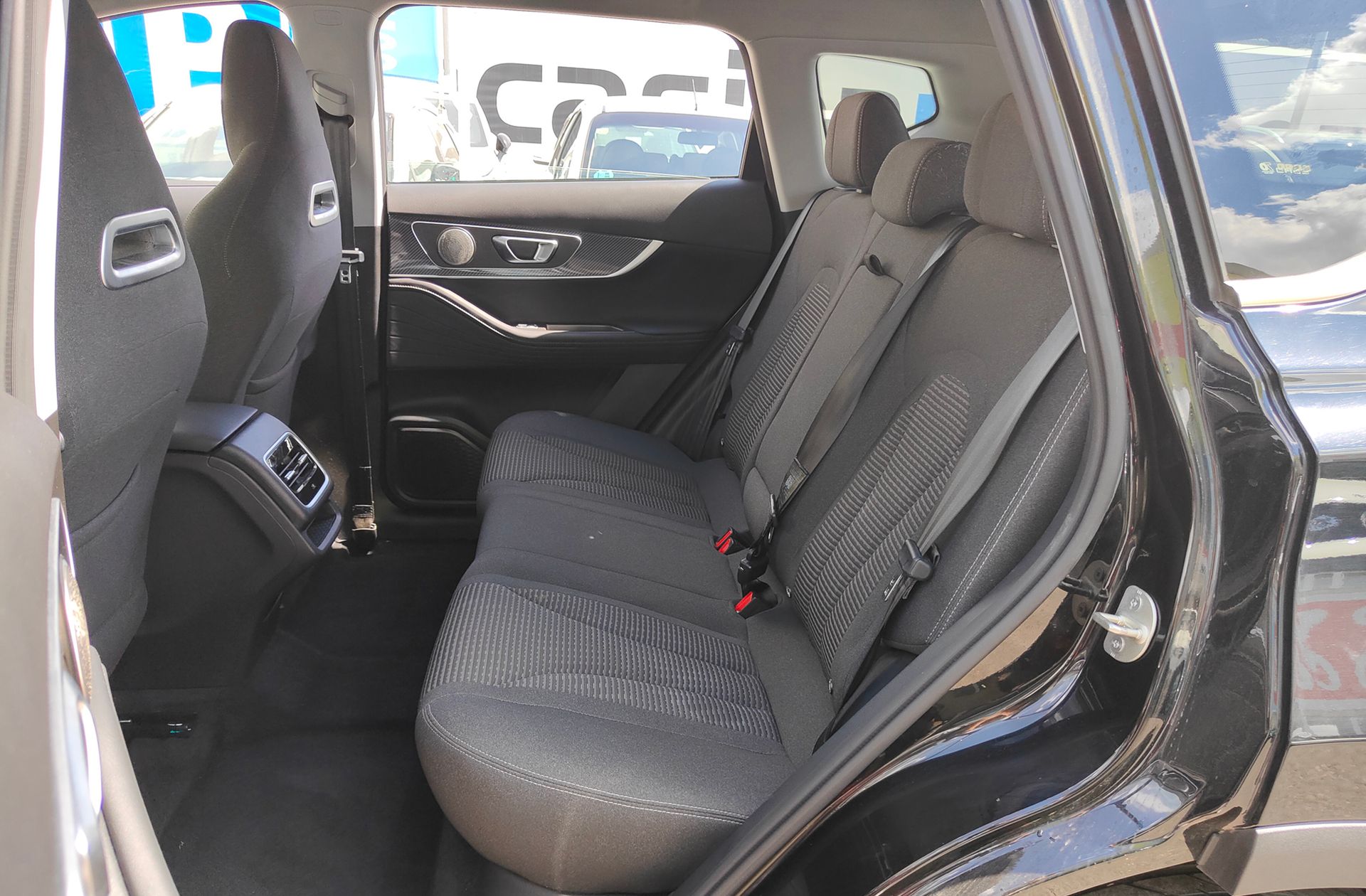 Ebro s700 1.6 T-GDi Comfort DCT - foto 11