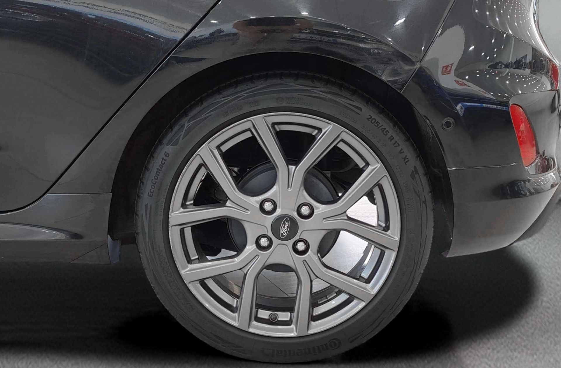 Ford Fiesta 1.0 EcoBoost MHEV ST-Line - foto 37