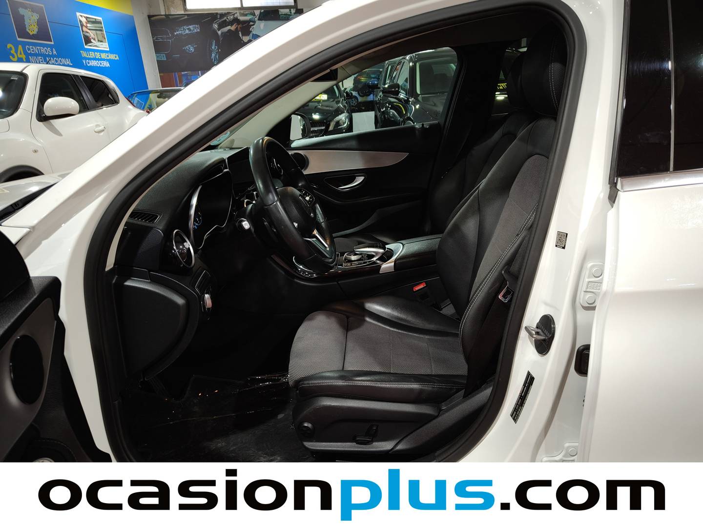 Foto asientos delanteros Mercedes Clase C Mercedes Clase C 200 d (150 CV)