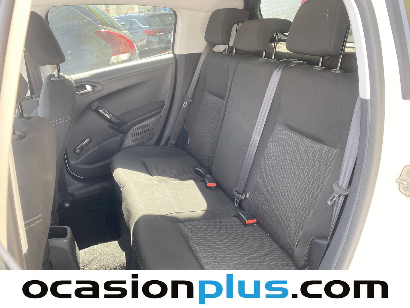 Foto asientos traseros Peugeot 208 Peugeot 208 1.2L PureTech Style (82 CV)