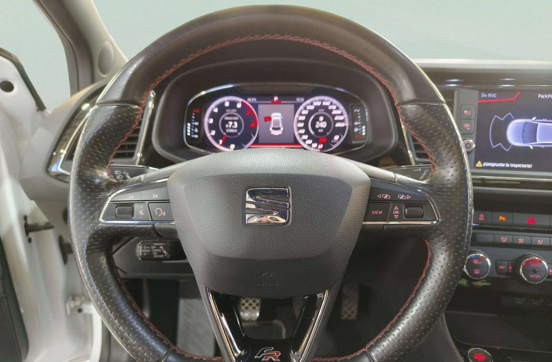 SEAT León 1.5 TSI FR Black Edition - foto 24