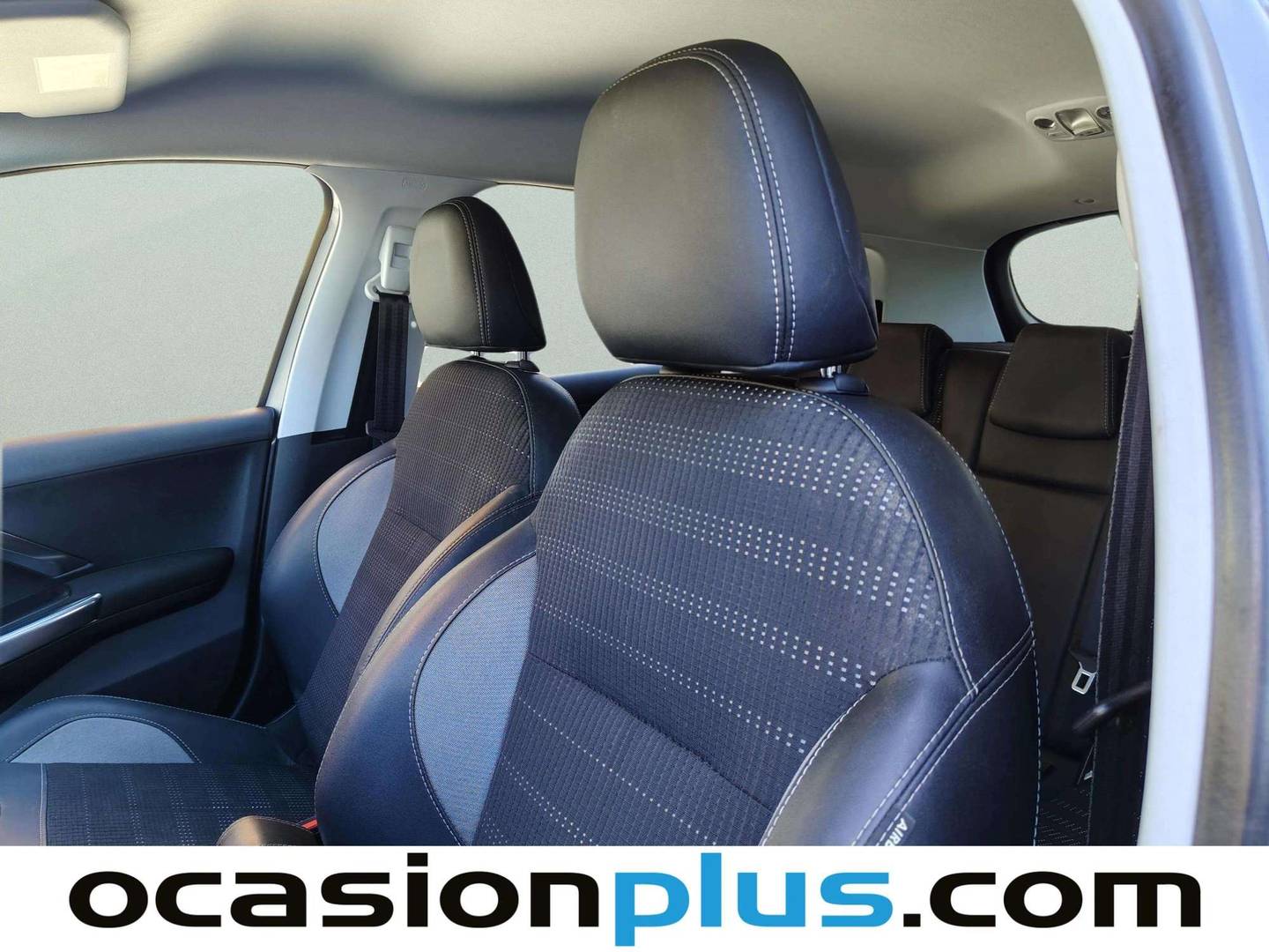 Accesorios del Peugeot 2008 Peugeot 2008 BlueHDi 120 S&S Allure (120 CV)