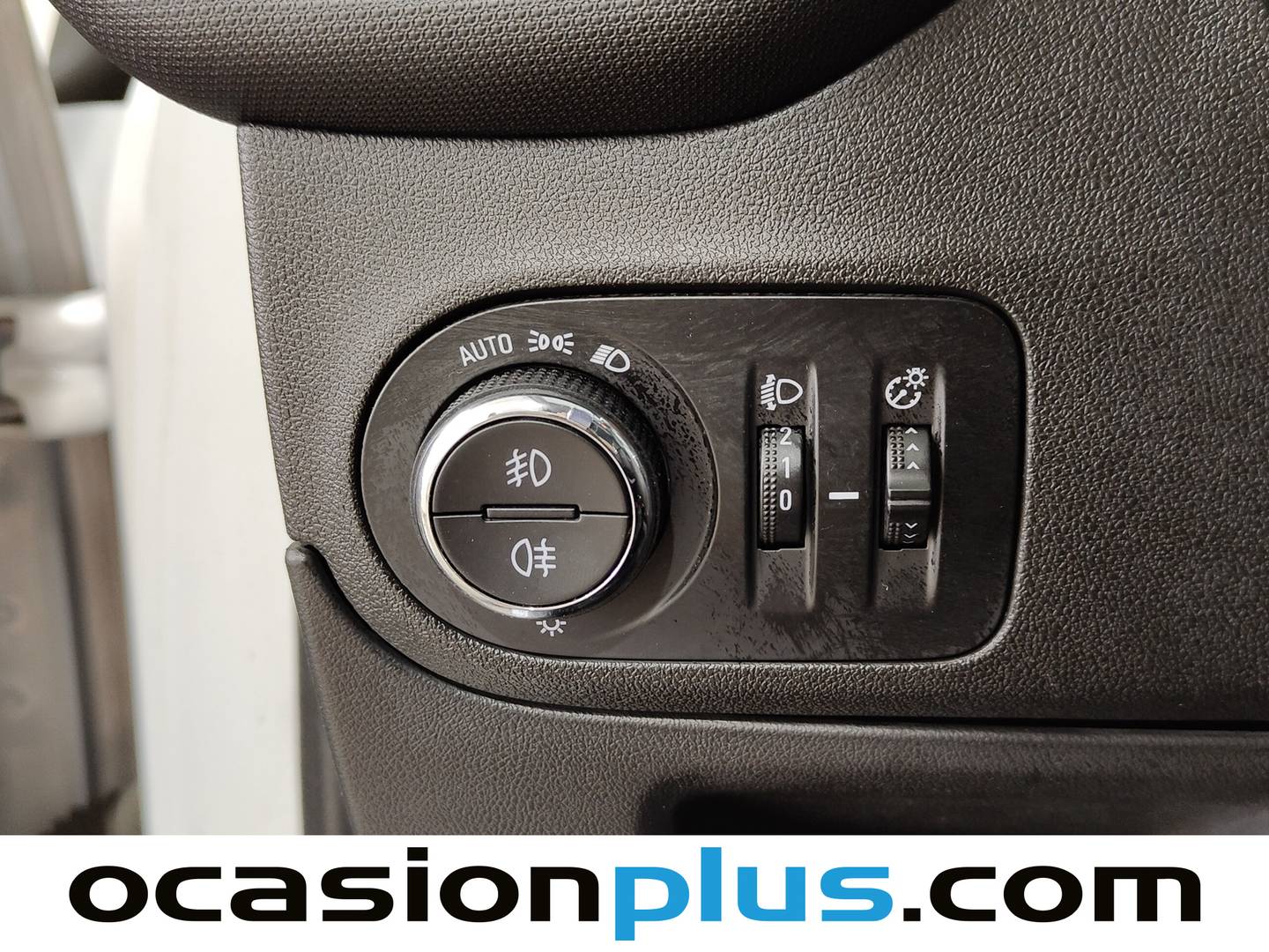 Equipamiento del Opel Crossland X Opel Crossland X 1.2 Turbo S&S ecoTEC Selective (110 CV)