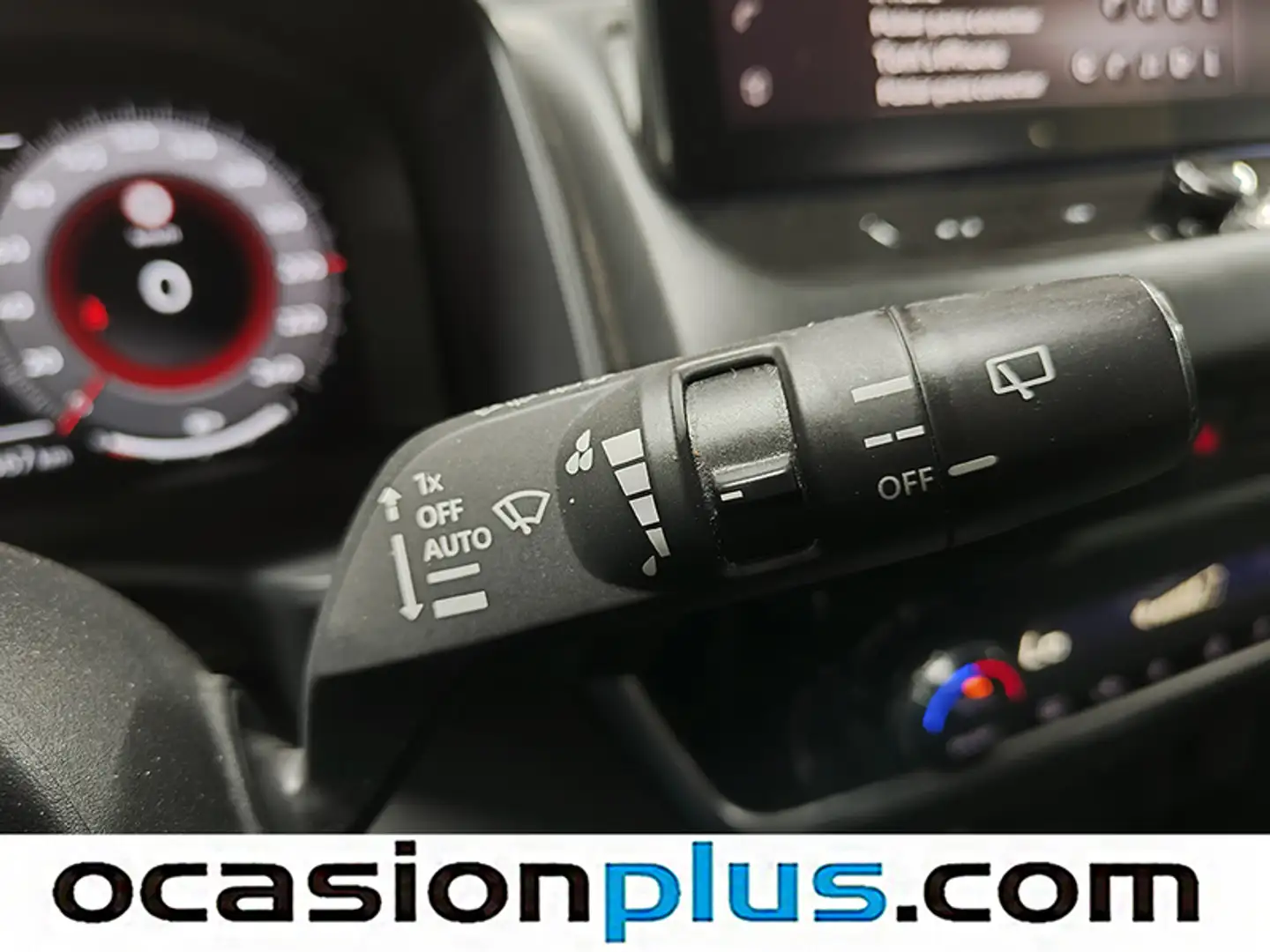 Foto Nissan QASHQAI Nissan Qashqai DIG-T 140 N-Connecta (140 CV)