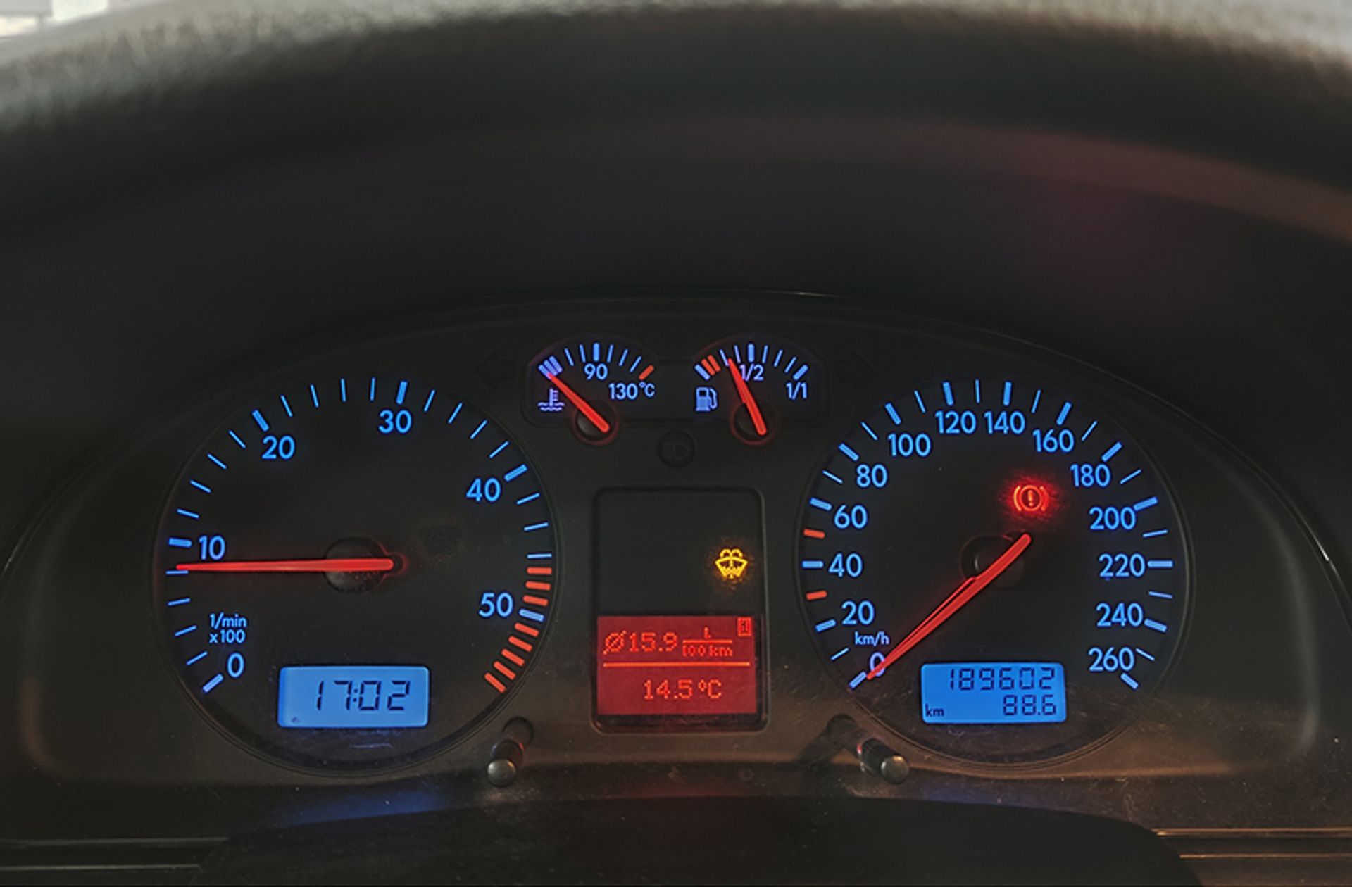 Volkswagen Passat Trendline 1.9 TDI - foto 19