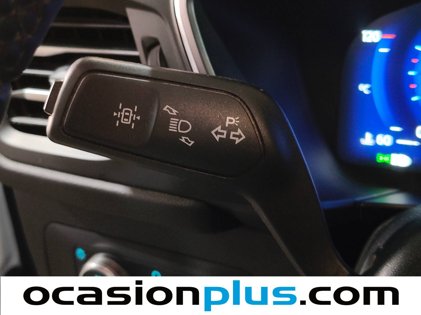 Foto Ford Kuga Ford Kuga 1.5 EcoBlue Titanium (120 CV)