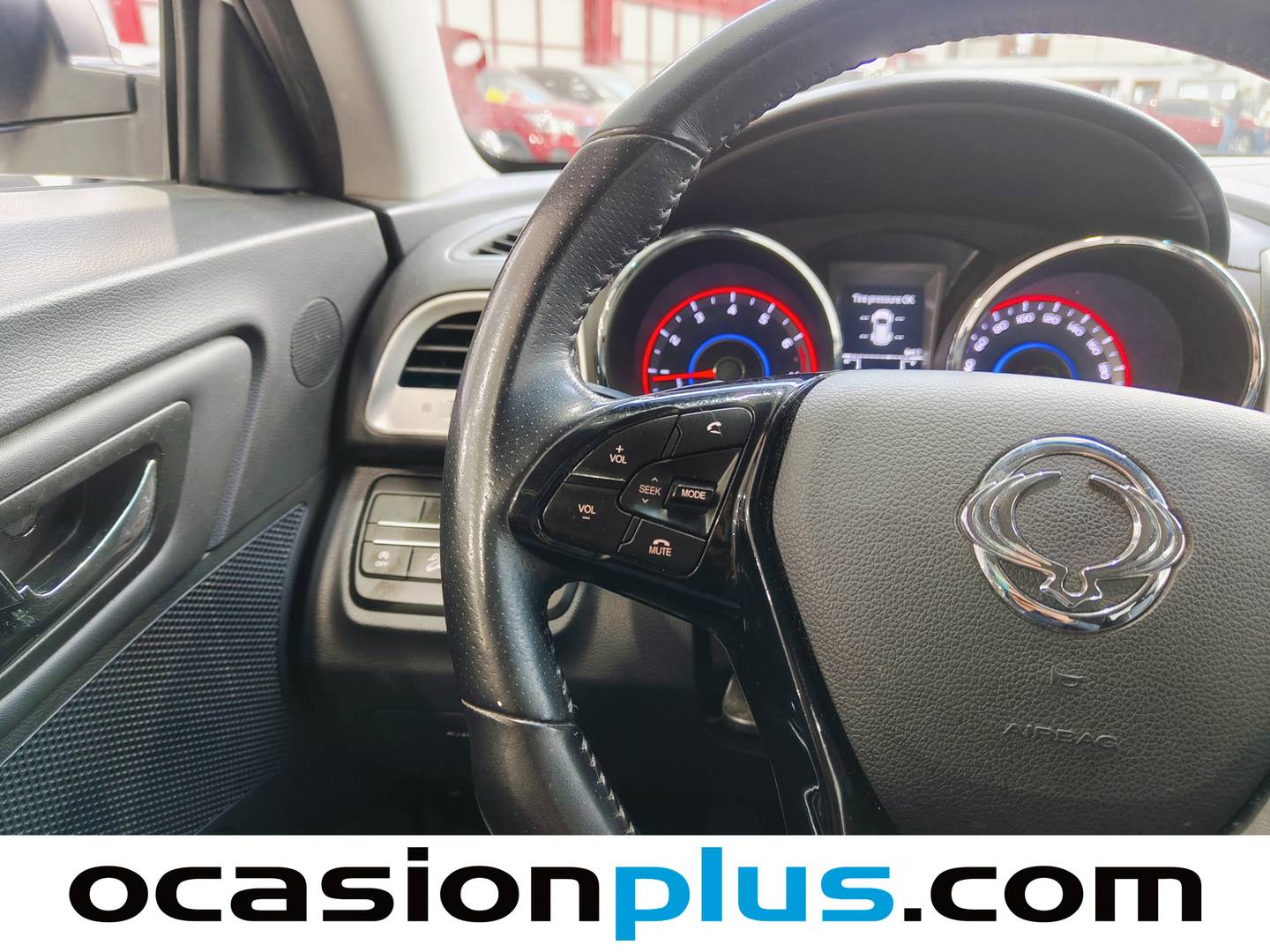 SsangYong Tivoli Ssangyong Tivoli G16 Limited 4x2 (128 CV) seminuevo