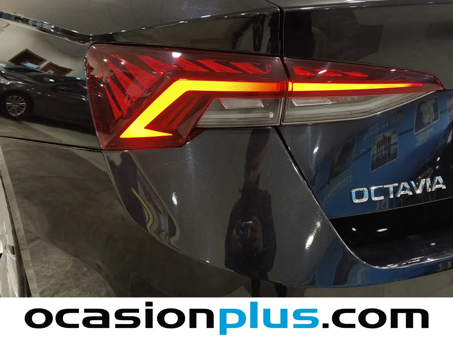 Foto Skoda Octavia Skoda Octavia 2.0 TDI Ambition DSG (150 CV)