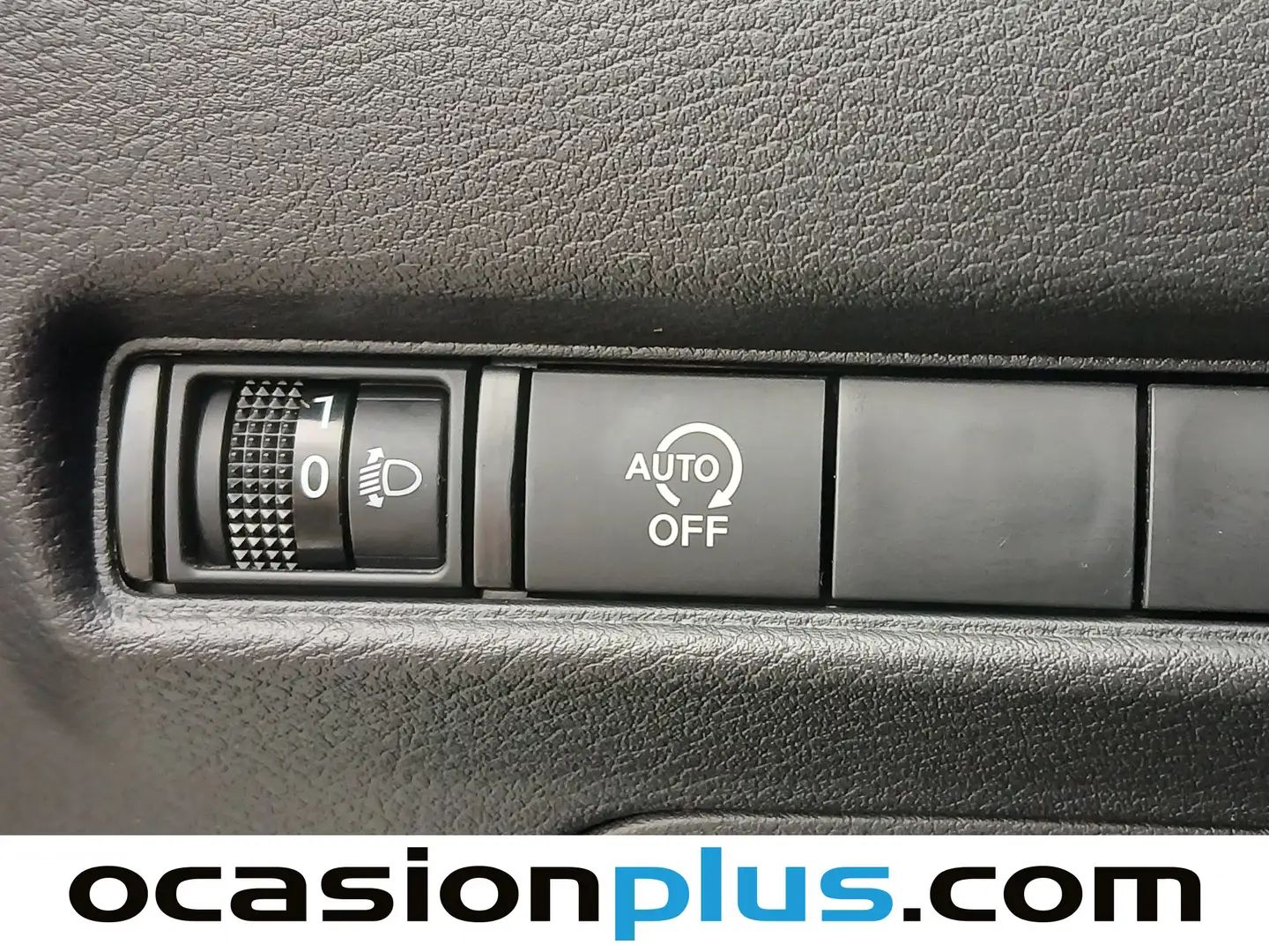 Foto Nissan JUKE Nissan Juke DIG-T N-Connecta 4x2 DCT (114 CV)