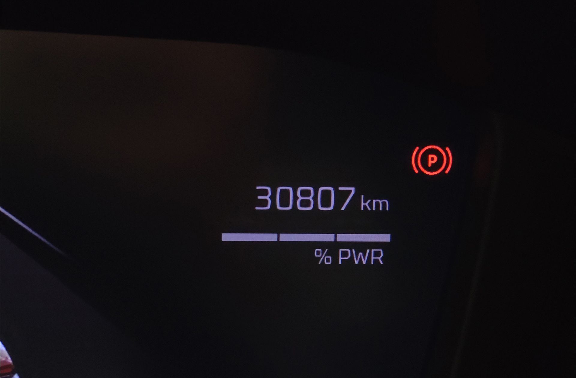 Peugeot 2008 Allure Hybrid eDCS6 - foto 11
