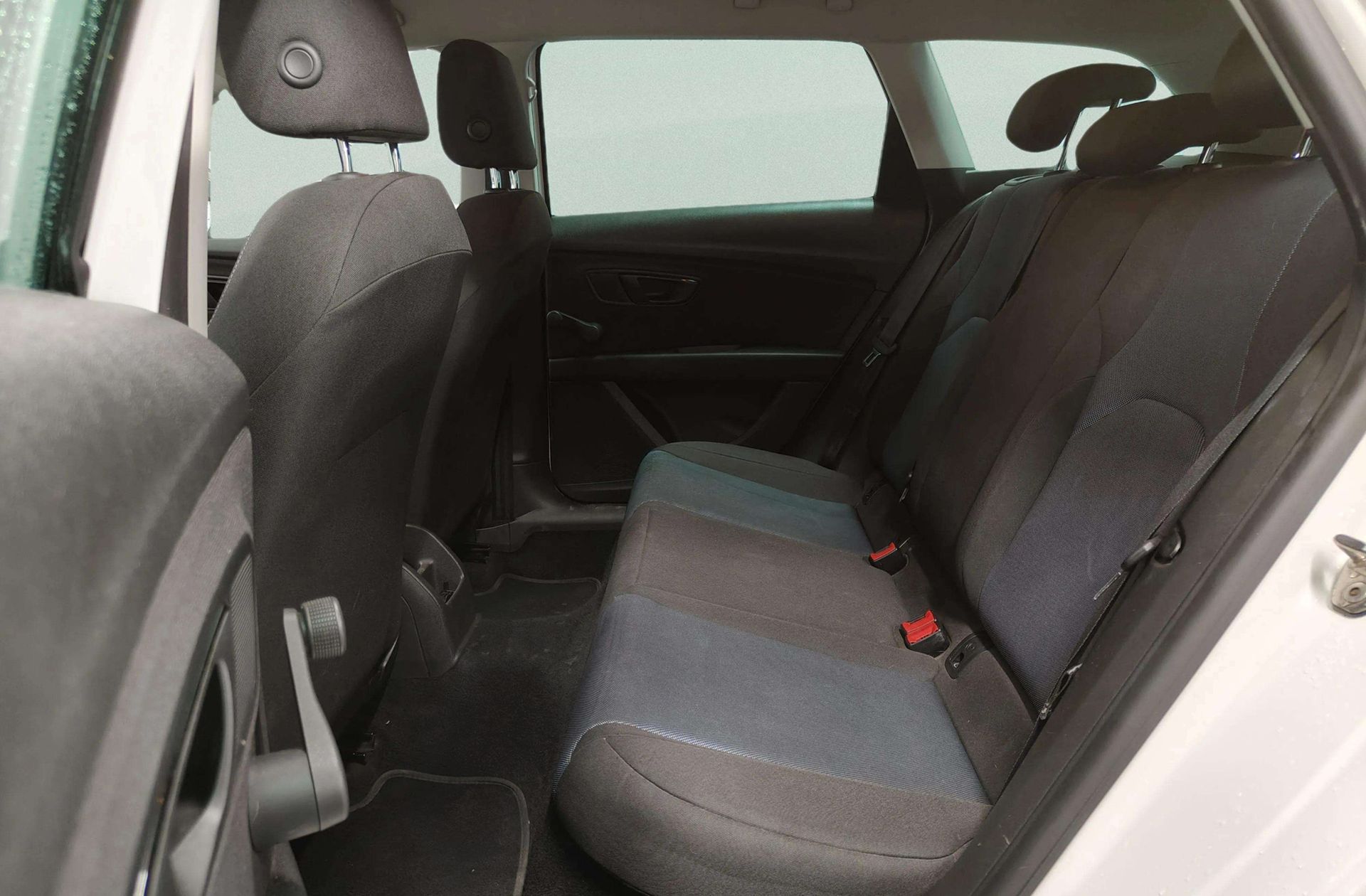 SEAT León ST ST 1.2 TSI Reference Connect - foto 10