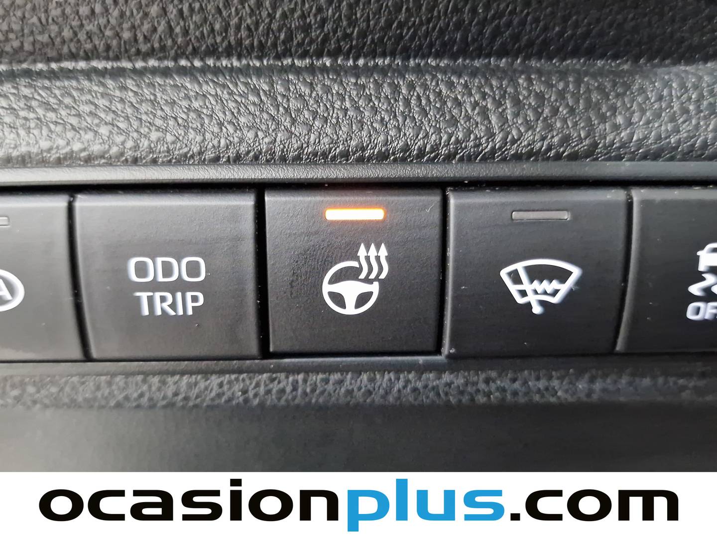 Extras y acabados del Toyota Corolla Toyota Corolla 140H Style (140 CV)