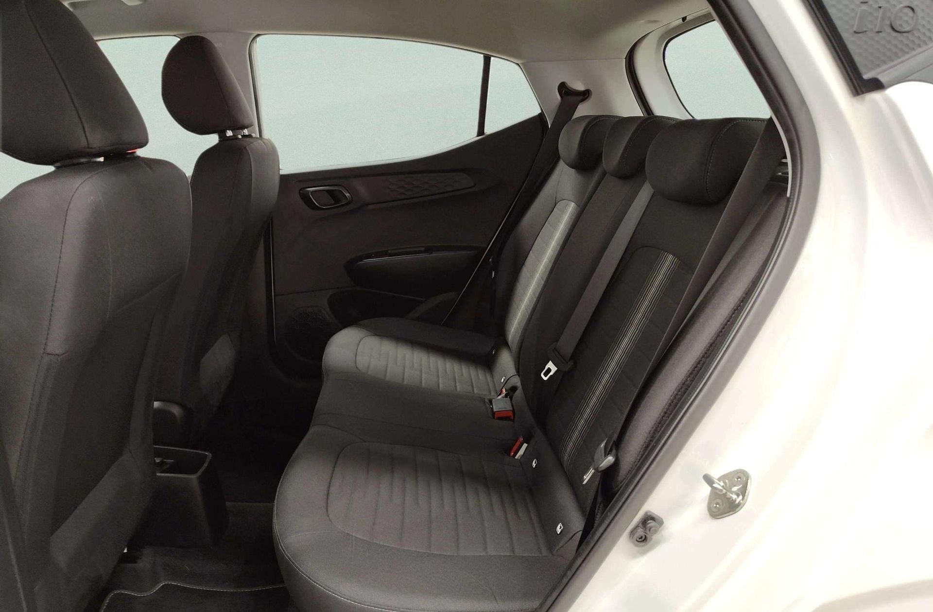 Hyundai i10 1.0 Klass - foto 11