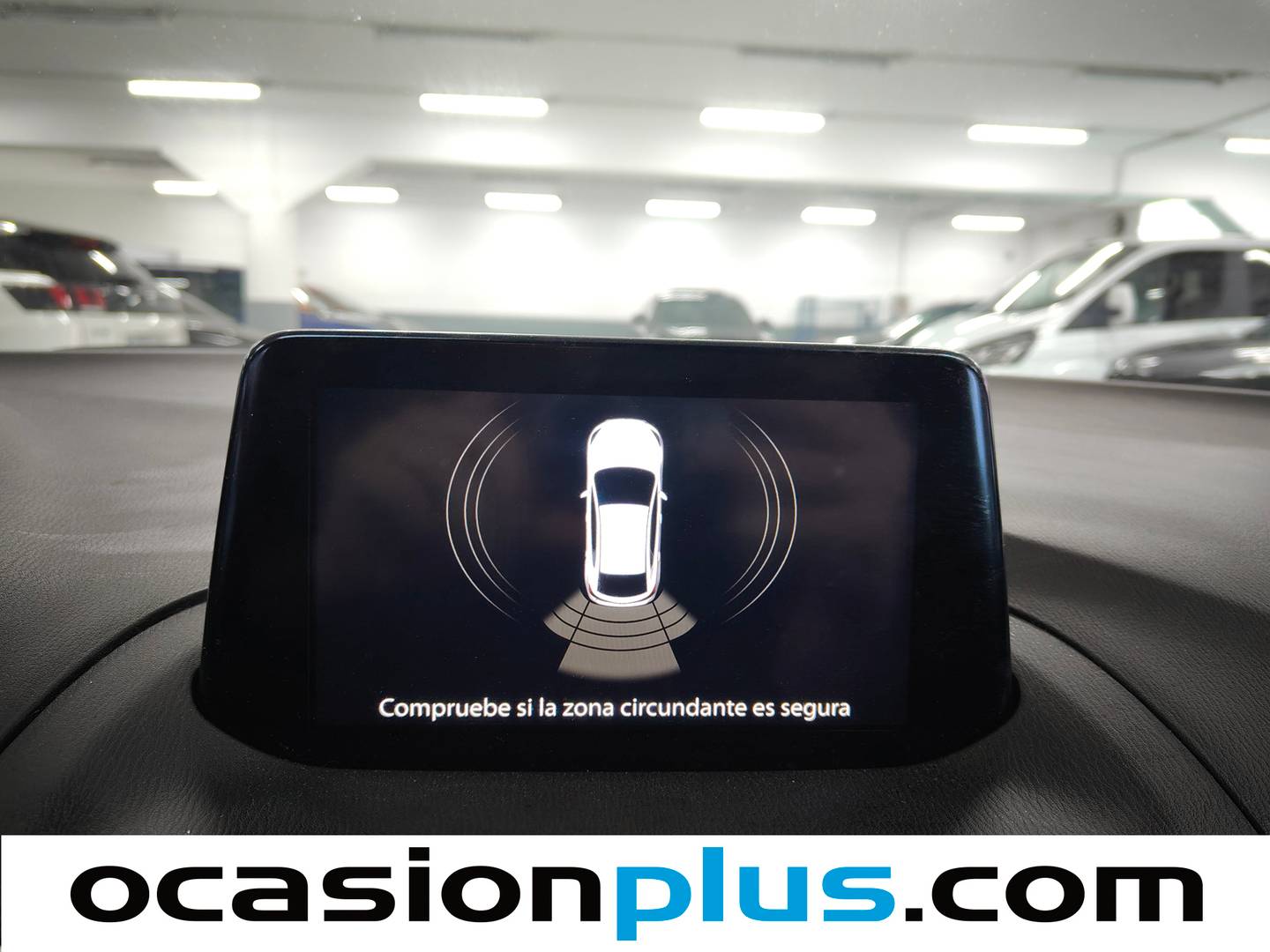 Equipamiento del Mazda Mazda3 Mazda Mazda 3 2.2 DE MT Style+Confort SDN (150 CV)