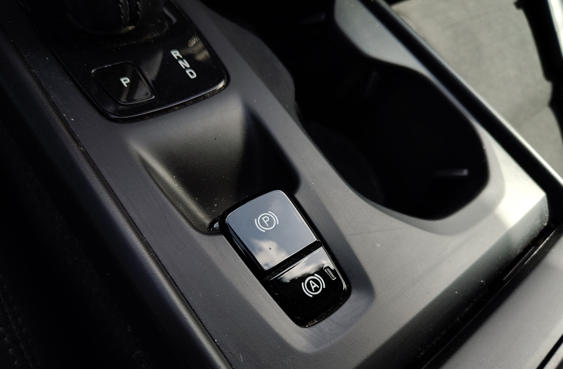 Volvo XC40 D3 Momentum - foto 31