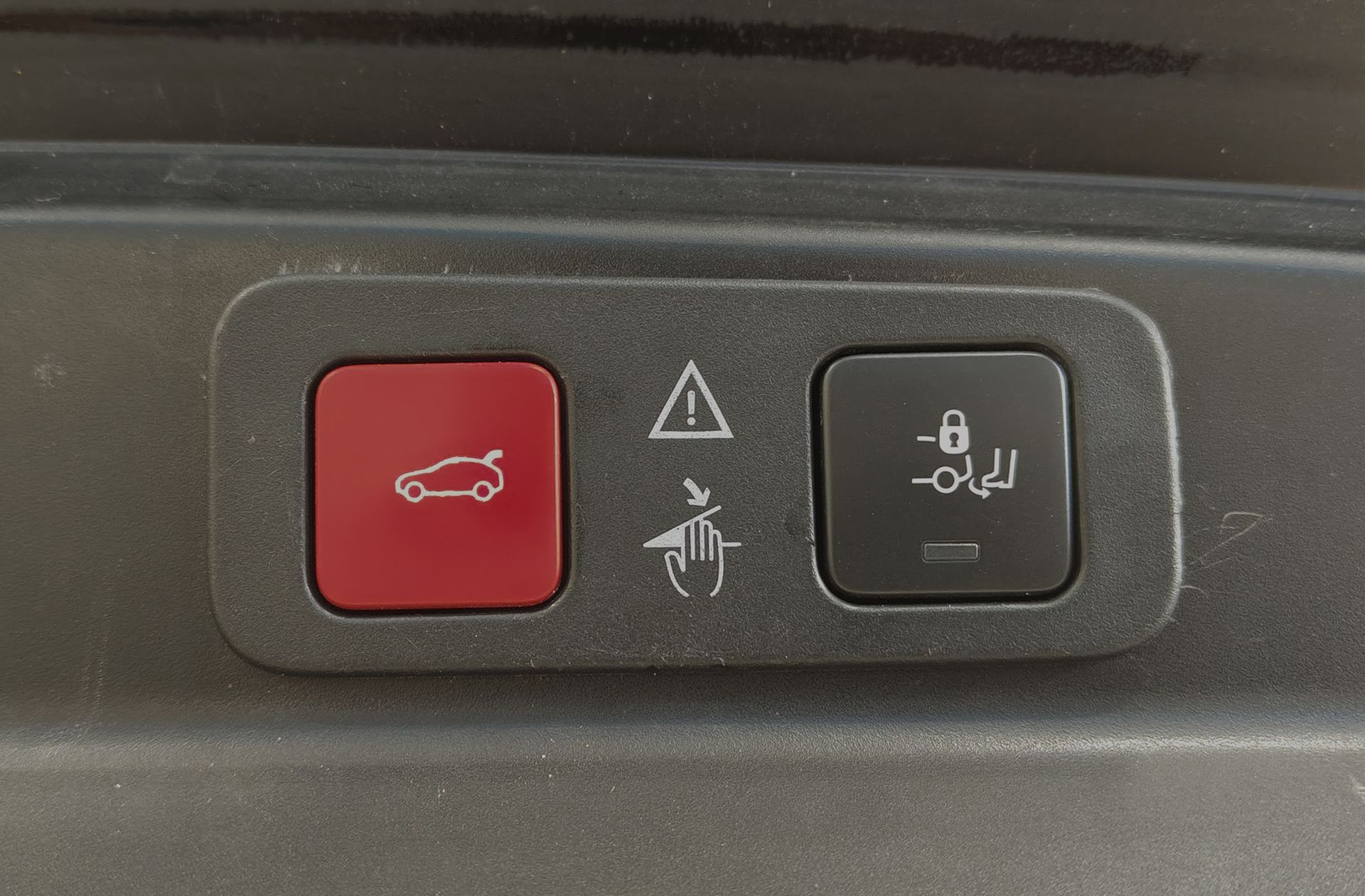 Peugeot 5008 PureTech 130 GT EAT8 7 plazas - foto 20