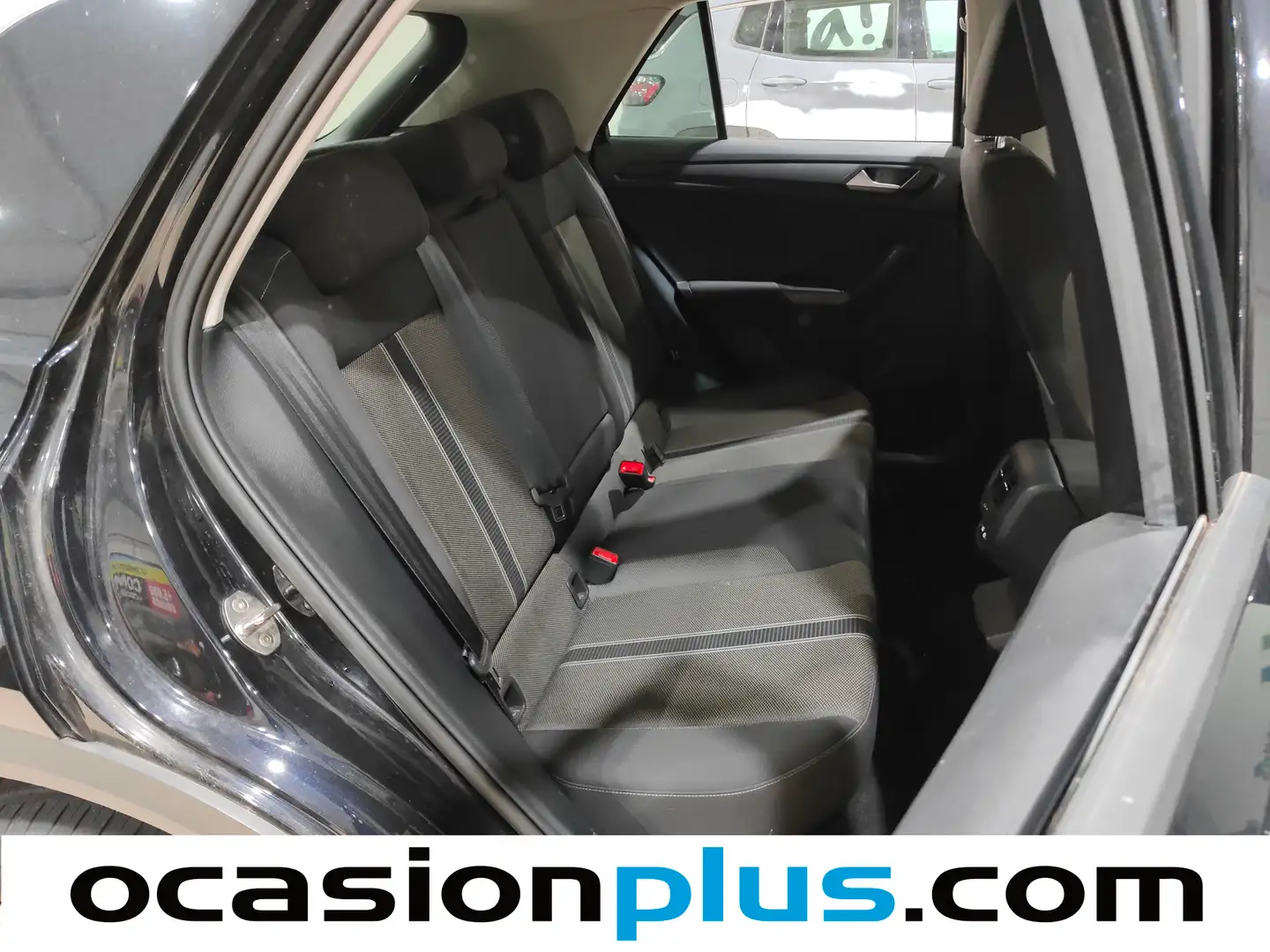 Foto Volkswagen T-Roc Volkswagen T-Roc Advance 2.0 TDI (150 CV) DSG