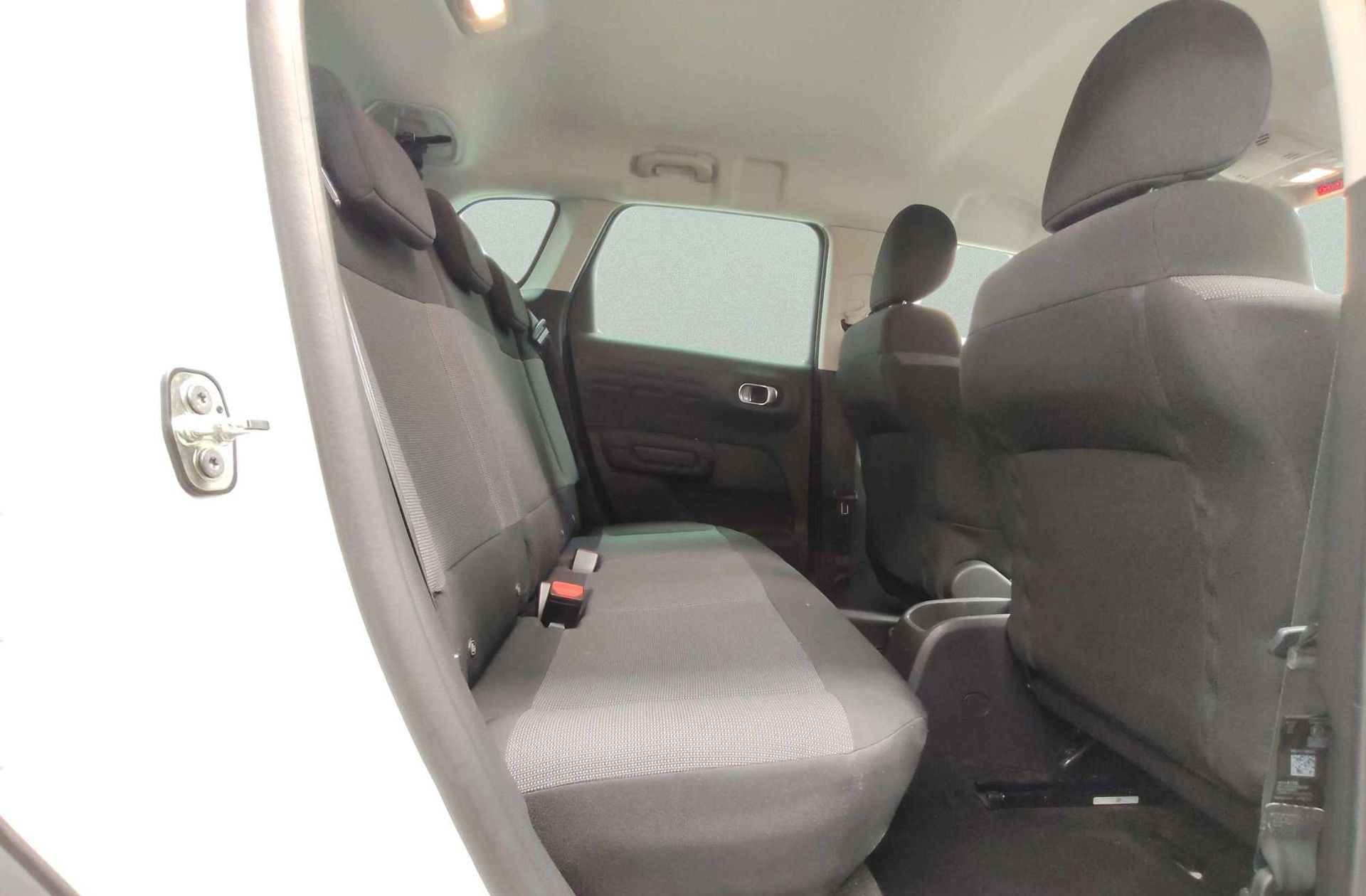 Citroën C3 Aircross PureTech 110 Plus - foto 17