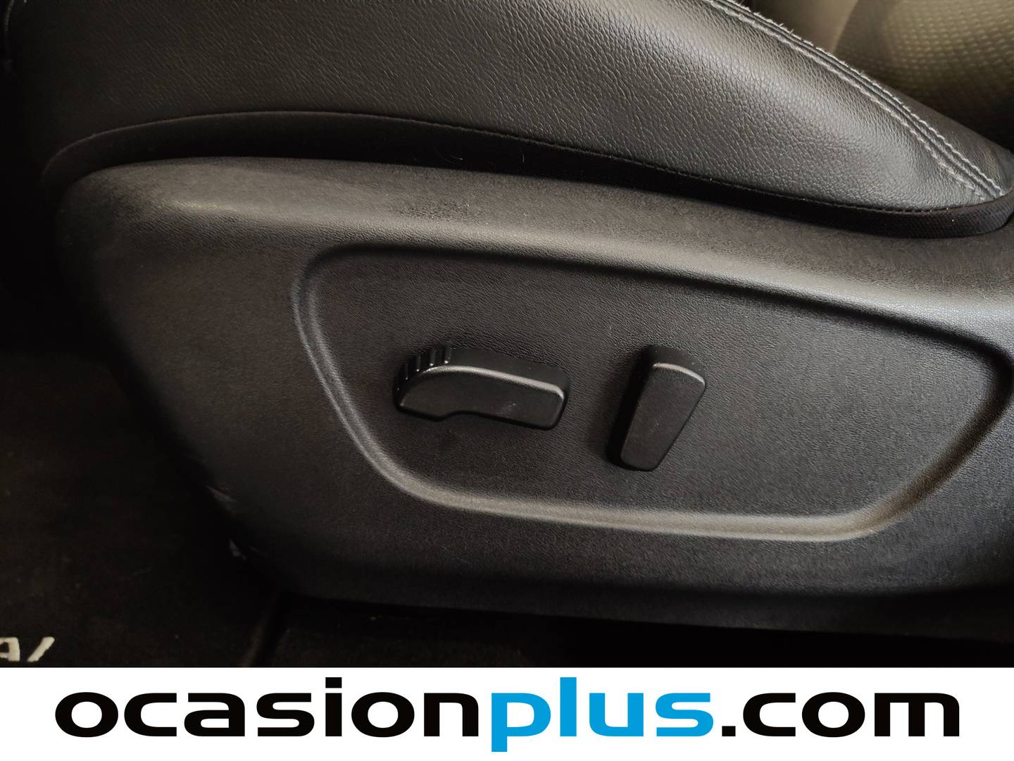 Acabados Nissan QASHQAI Nissan Qashqai DIG-T 140 Tekna 4x2 (140 CV)