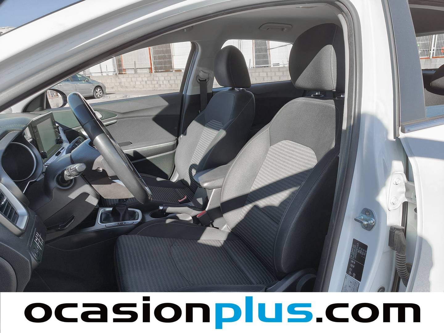 Foto asientos delanteros KIA Ceed KIA Ceed 1.0 T-GDI Drive (100 CV)