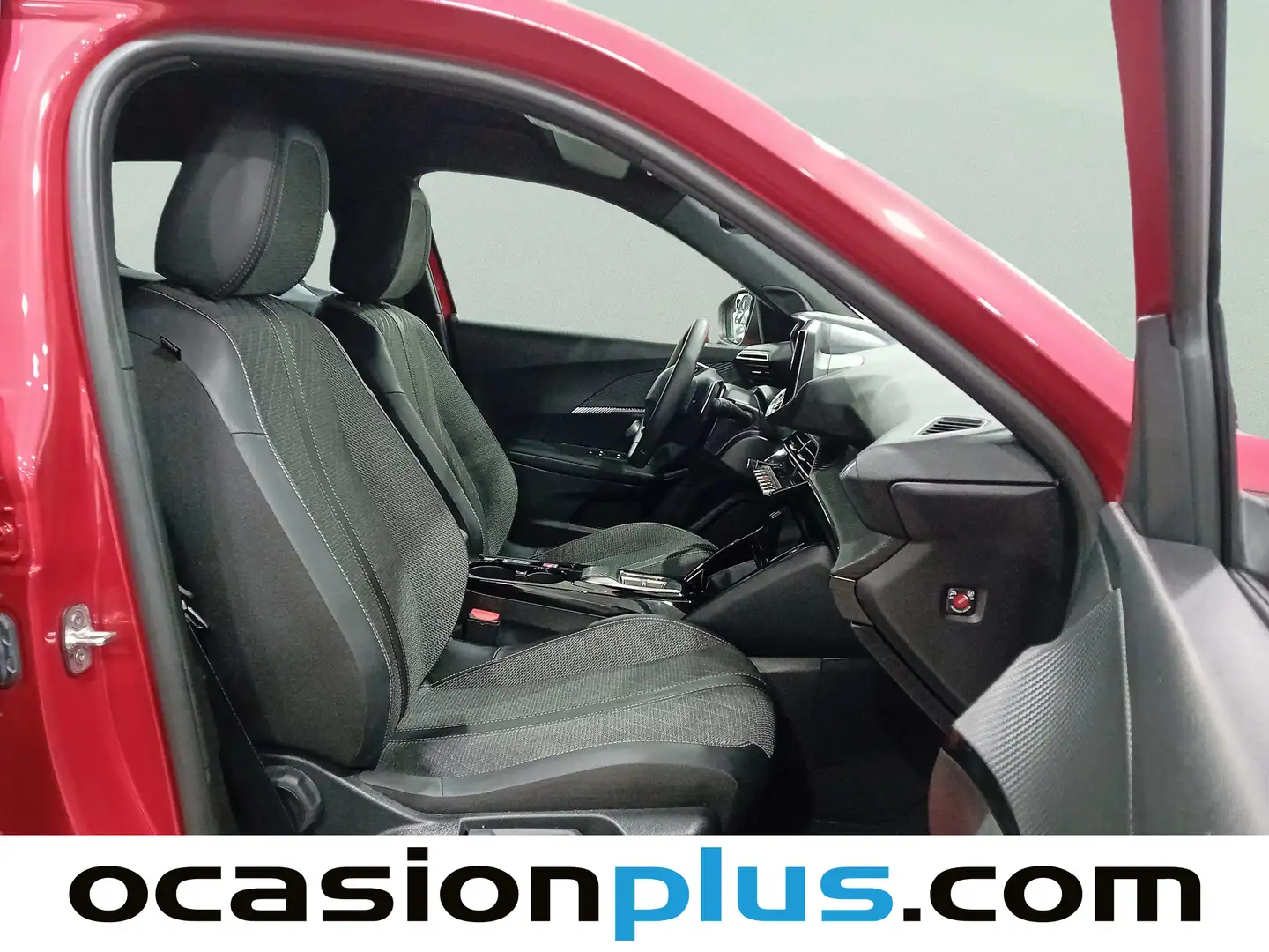 Foto Peugeot 2008 Peugeot 2008 Allure Hybrid eDCS6 (145 CV)