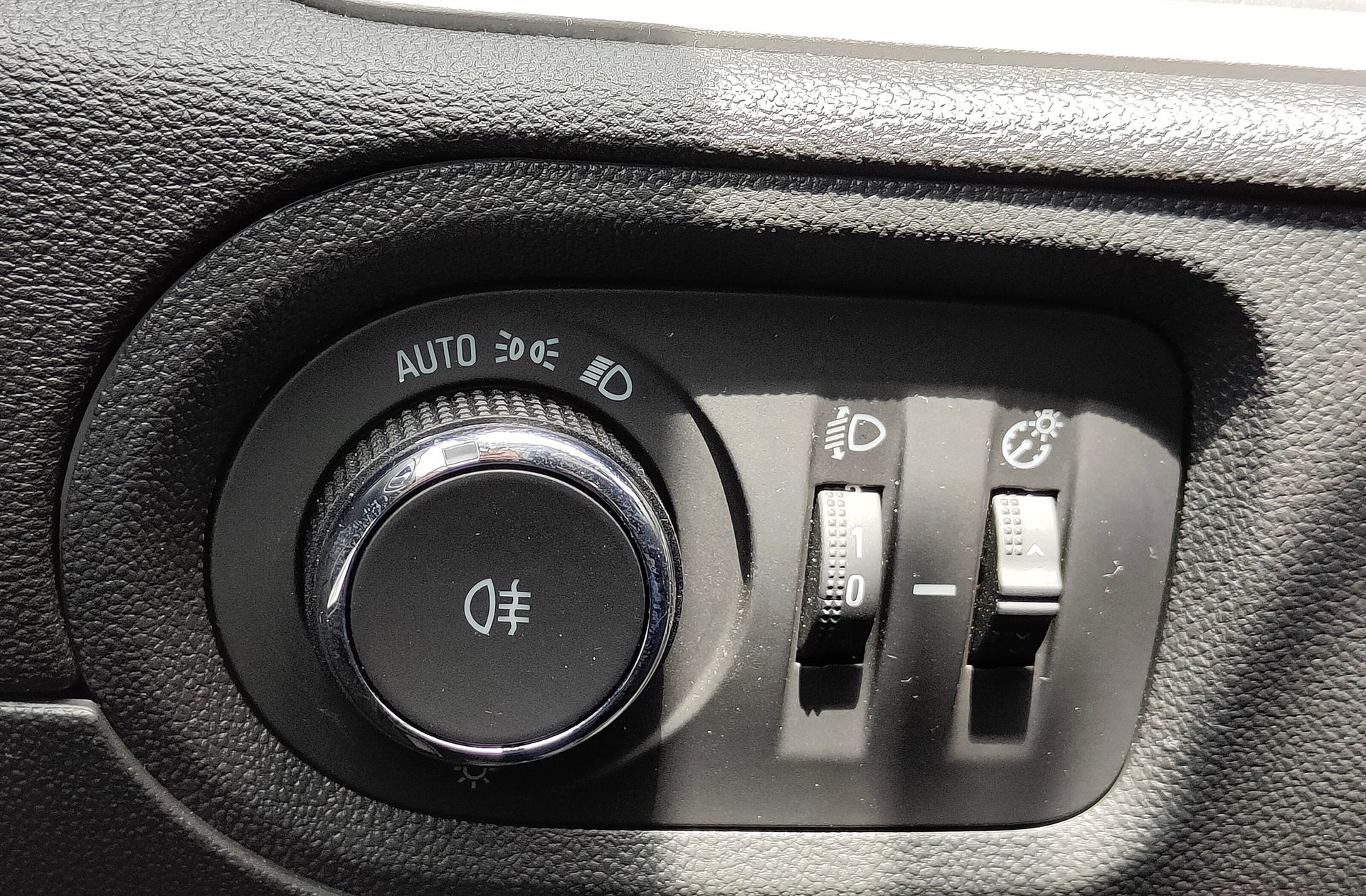 Opel Grandland 1.2 Turbo XHT GS - foto 12