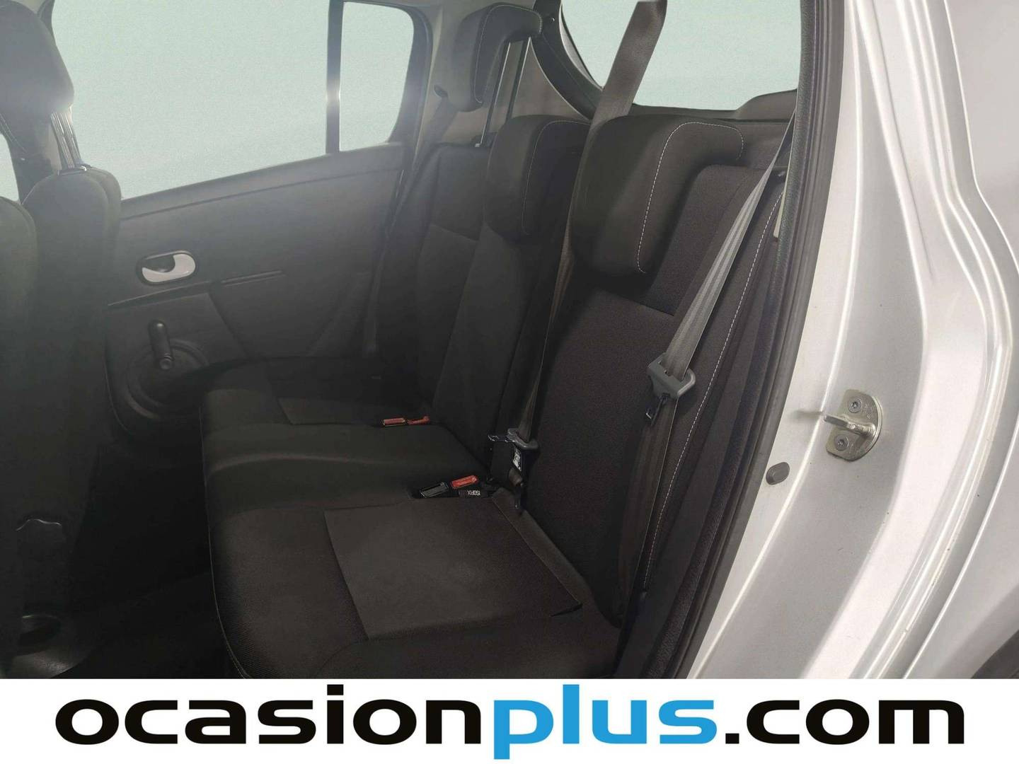 Foto asientos traseros Renault Clio Renault Clio dCi 75 Yahoo! eco2 5p (75 CV)