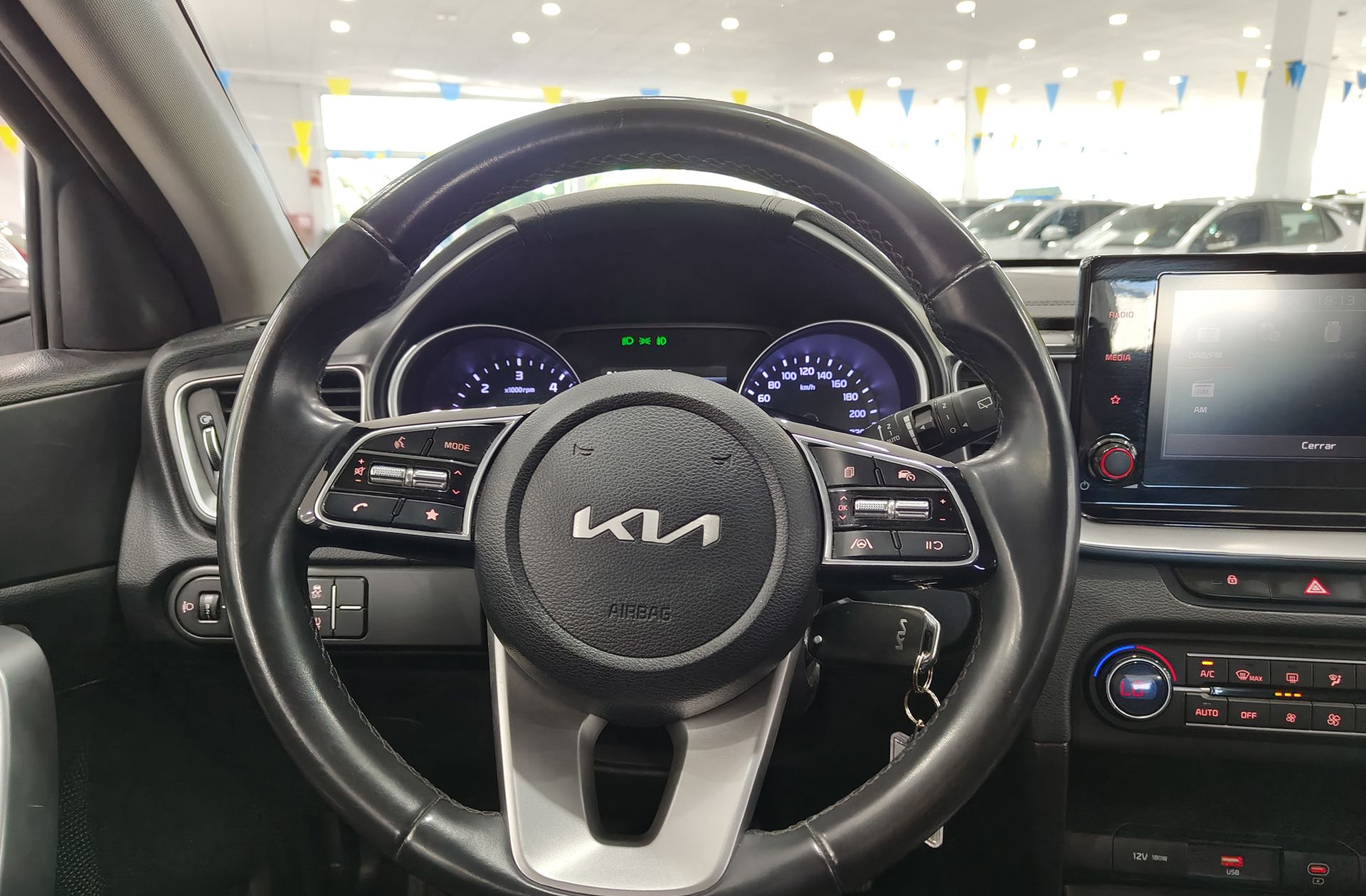 Kia Ceed 1.6 MHEV iMT Drive - foto 22