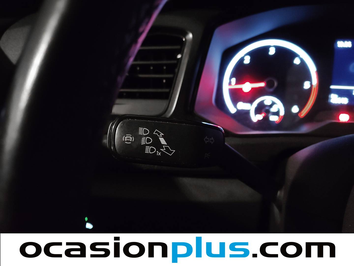 Foto Volkswagen T-Roc Volkswagen T-Roc Edition 1.6 TDI (115 CV)