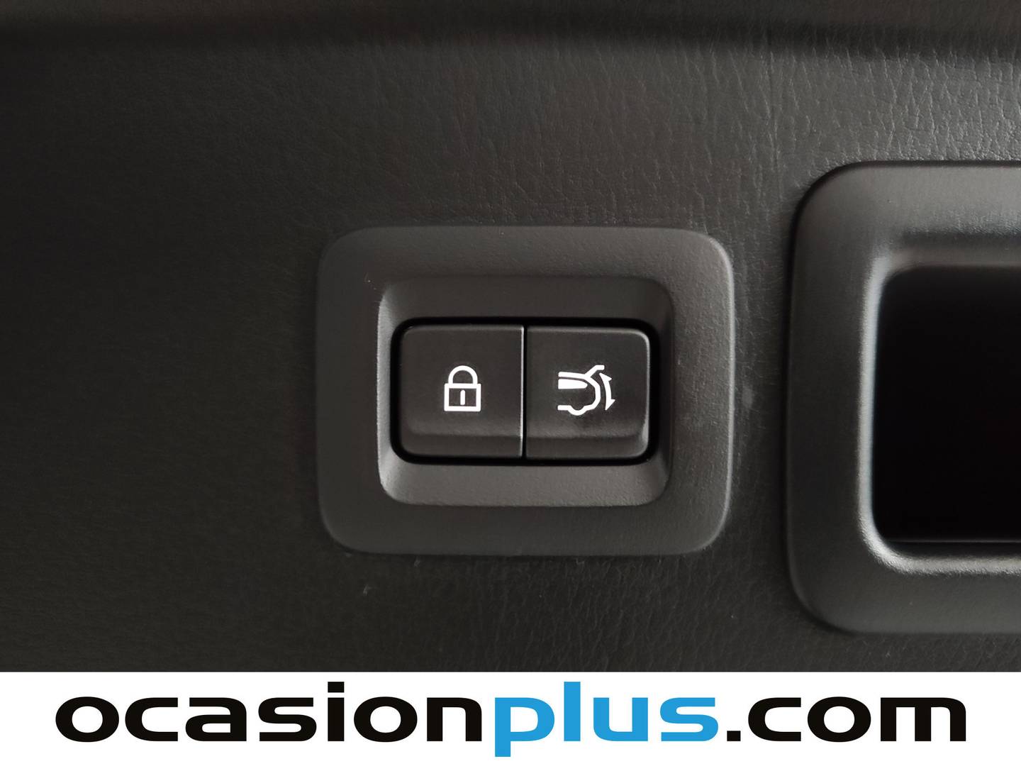 Accesorios del Mazda CX-30 MAZDA CX-30 e-SKYACTIV-G 2.0 (122 CV) Zenith Black Safet
