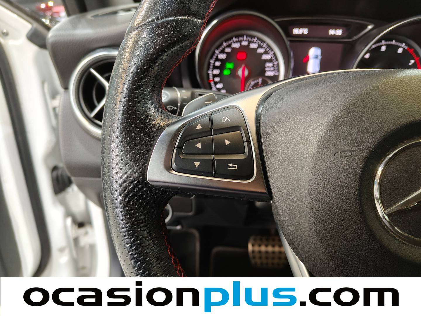 Mercedes GLA Mercedes GLA 180 (122 CV) Pack AMG al mejor precio