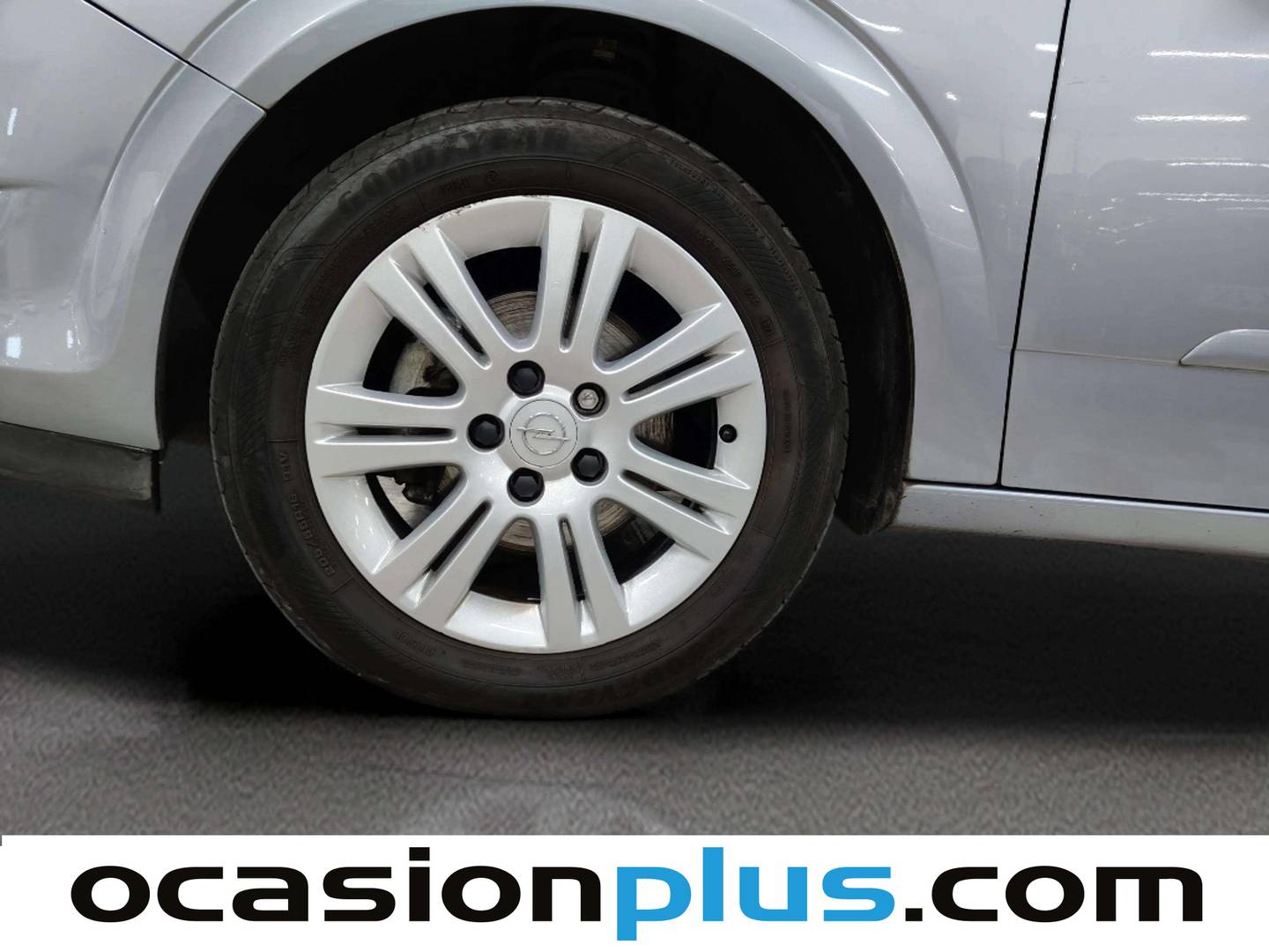 Extras del Opel Astra Opel Astra 1.7 CDTI Edition (110 CV)