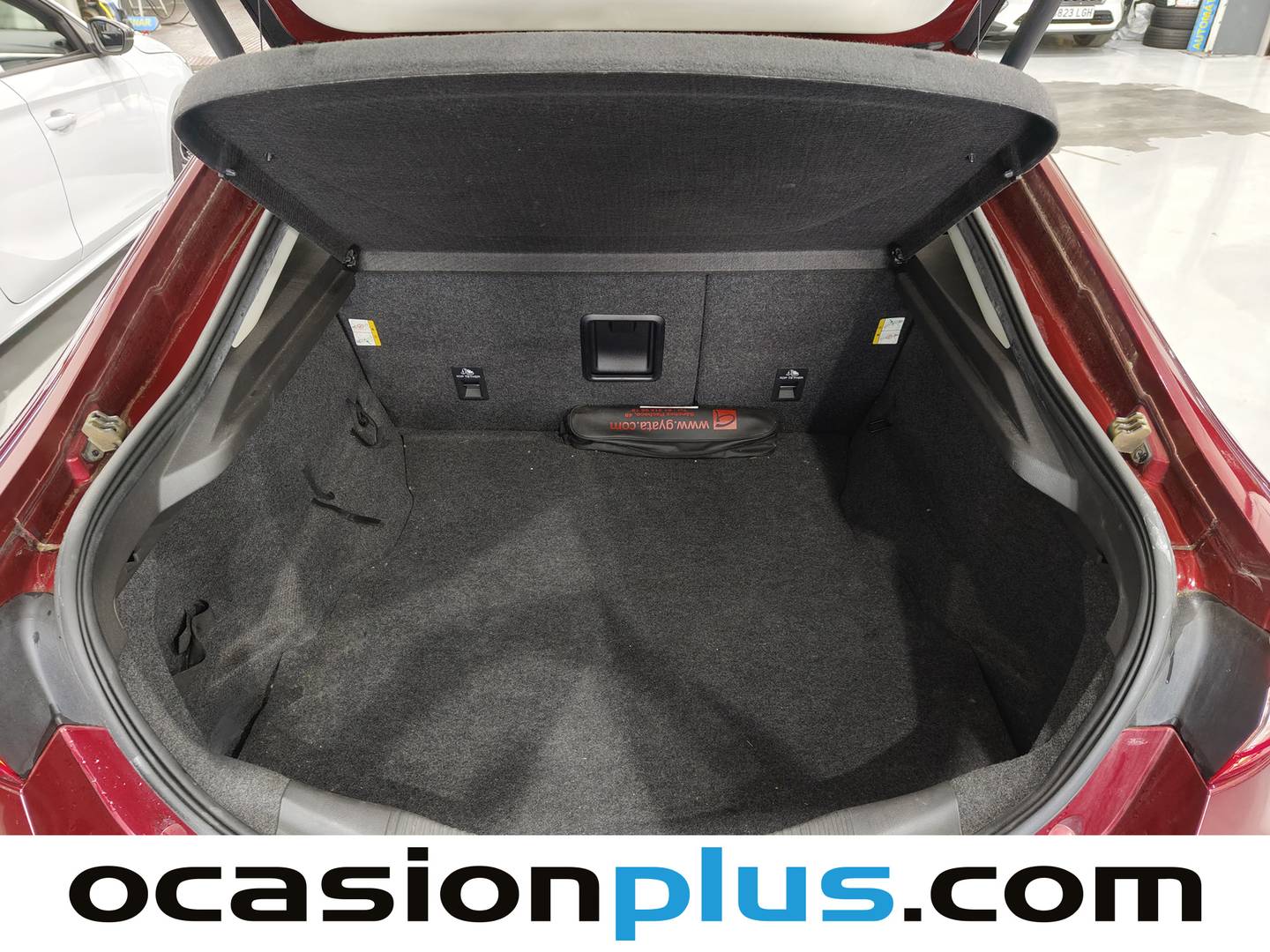 Fotos maletero Ford Mondeo Ford Mondeo 2.0 EcoBoost Titanium PowerShift (240 CV)