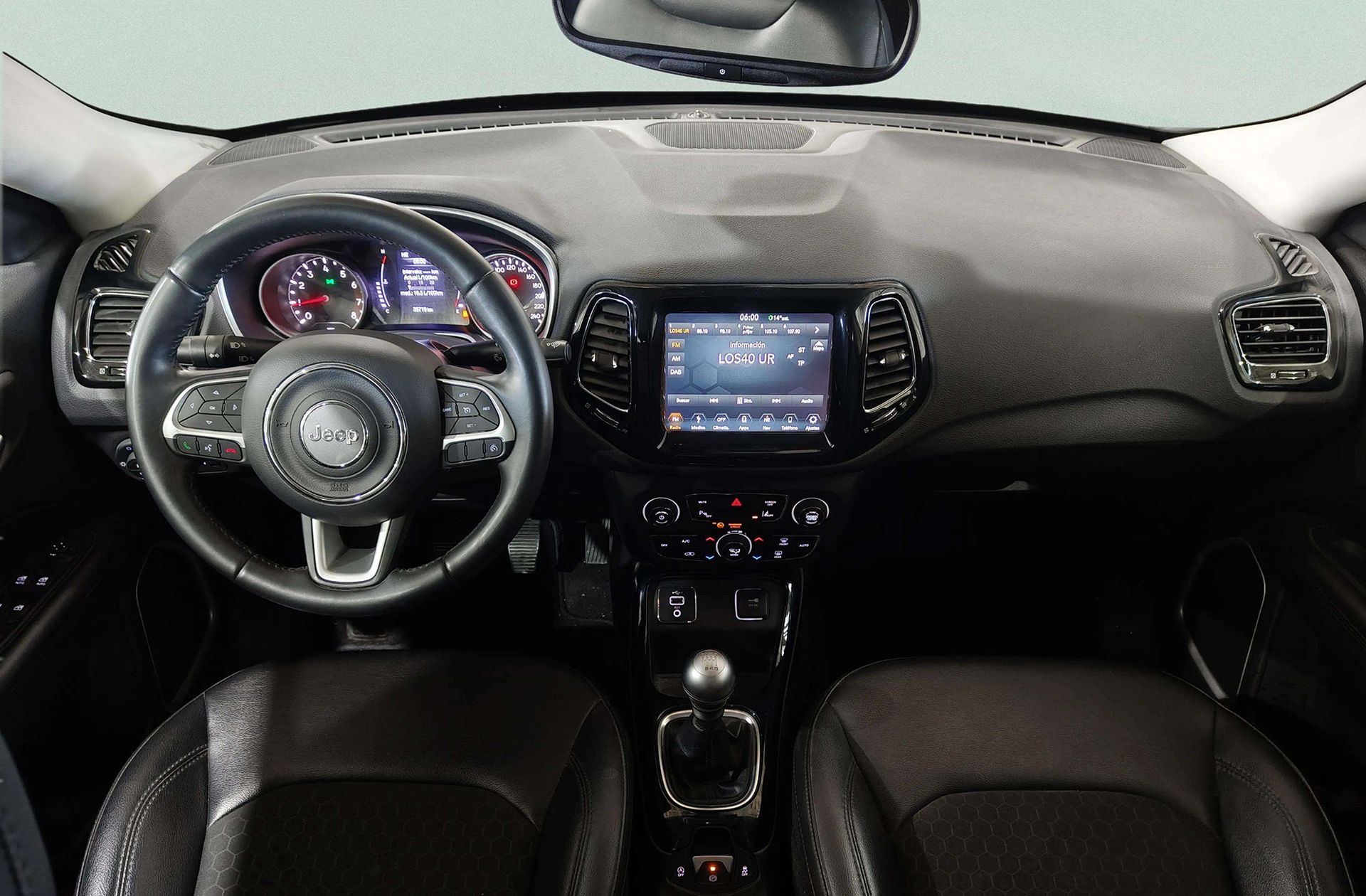 Jeep Compass 1.4 MultiAir Night Eagle 4x2 - foto 6