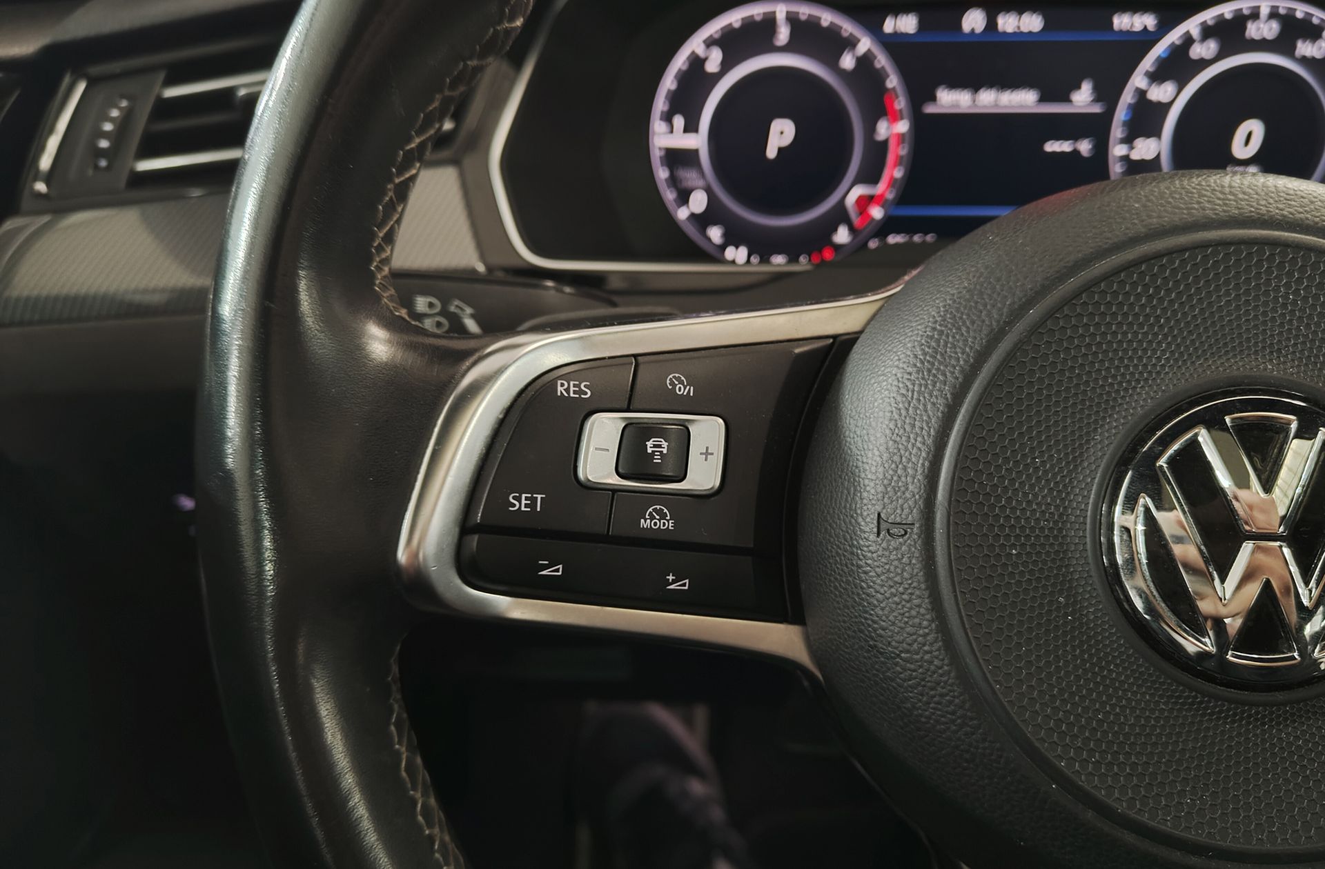 Volkswagen Arteon R-Line 2.0 TDI 4Motion DSG - foto 30