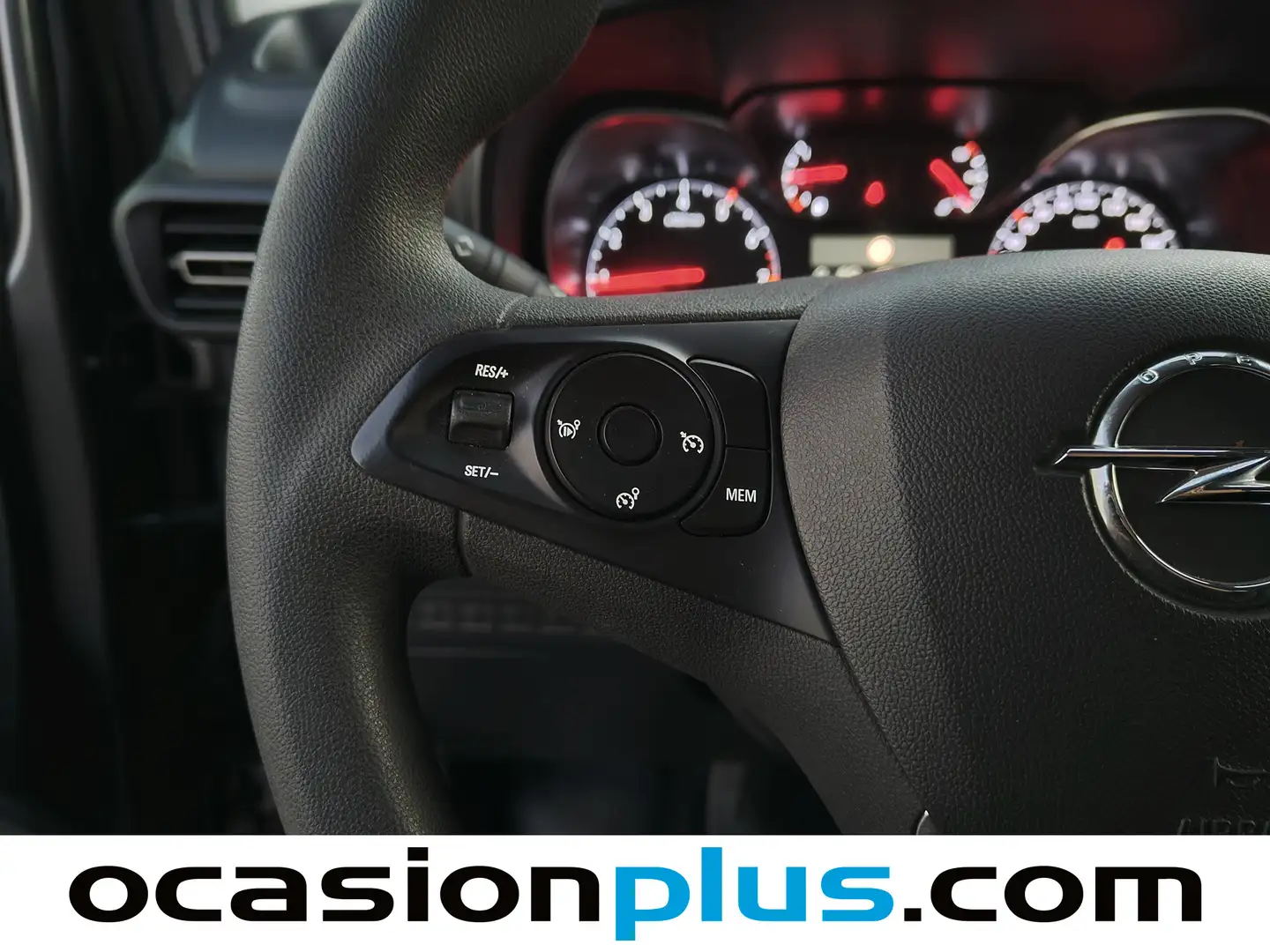 Foto Opel Combo Life Opel Combo Life 1.5 TD S&S Edition Plus L (102 CV)