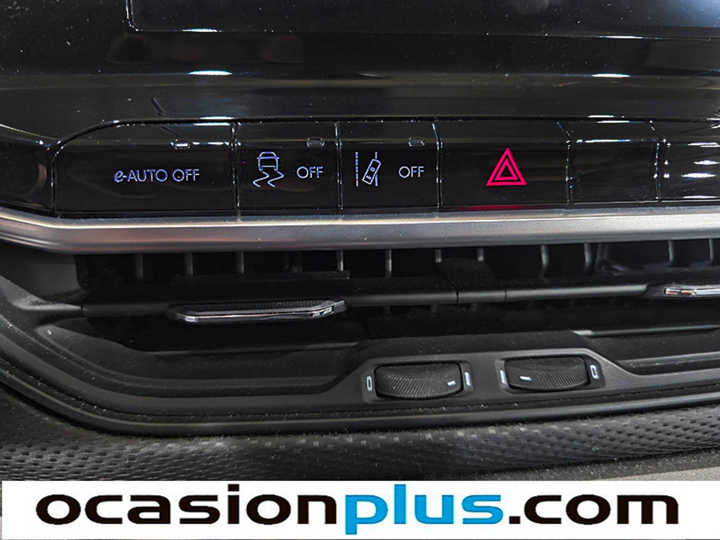 Foto Jeep Compass Jeep Compass 1.5 MHEV Night Eagle DCT (130 CV)