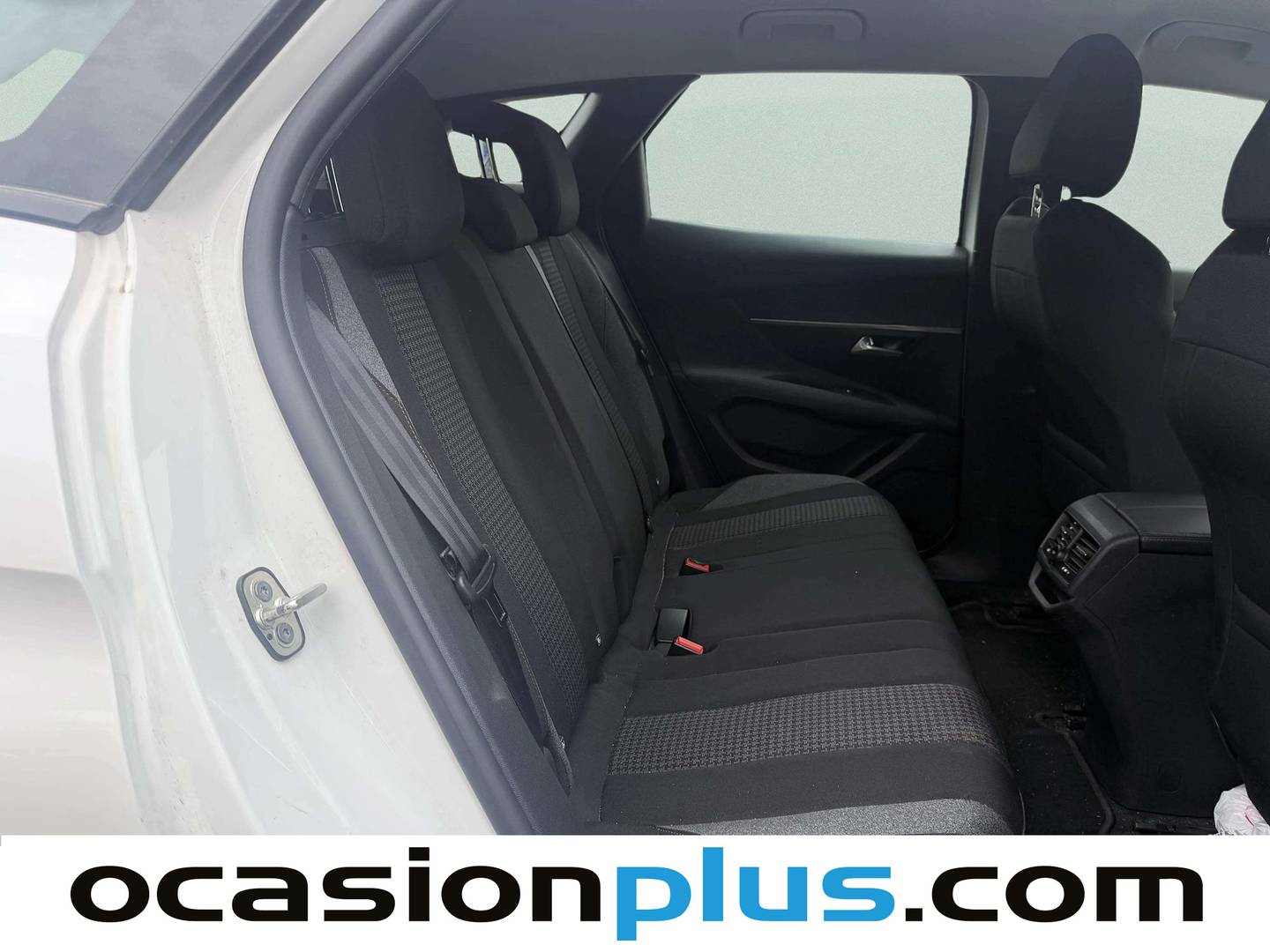 Peugeot 3008 Peugeot 3008 PureTech 130 S&S Active Pack EAT8 (130 CV) km 0