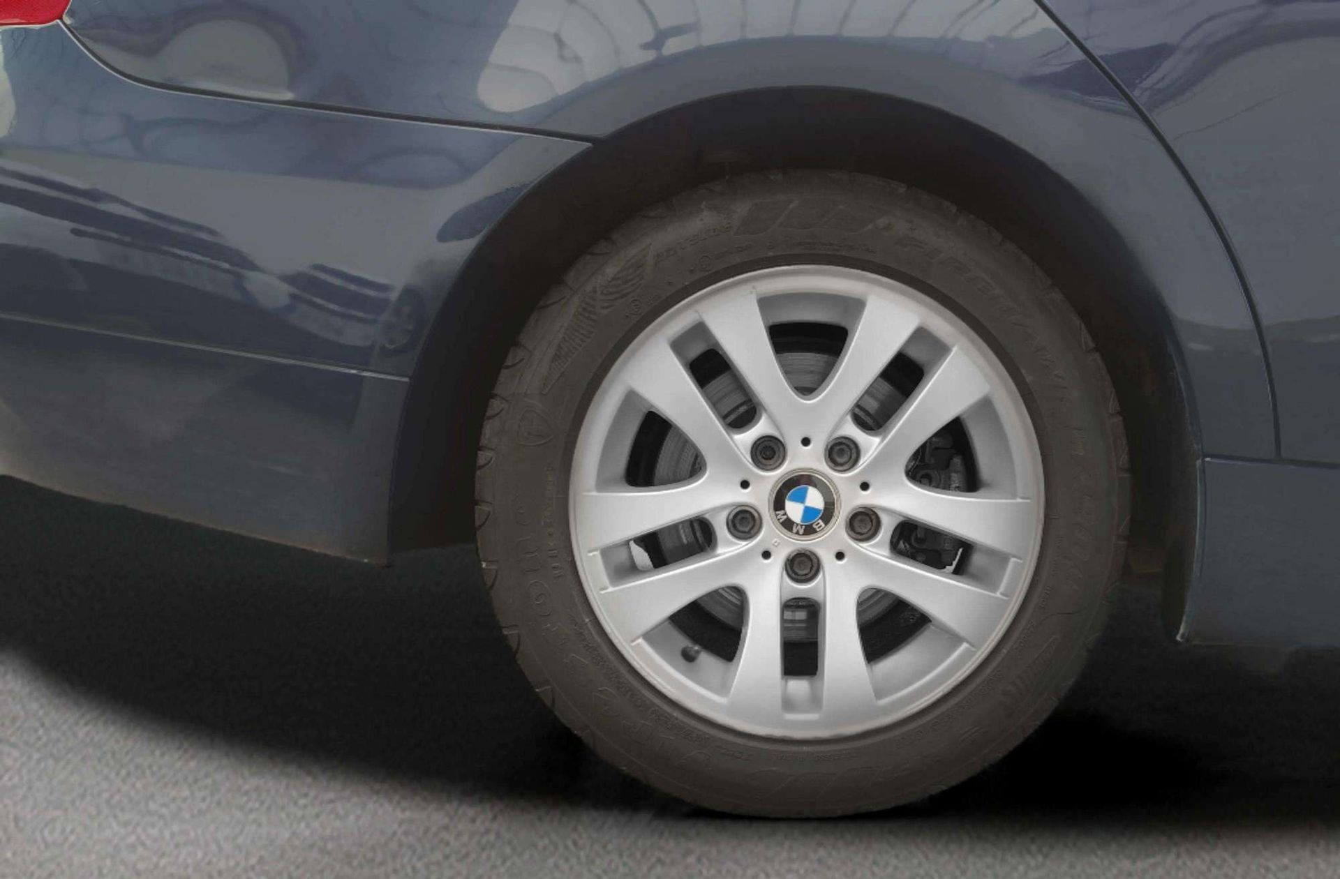 BMW Serie 3 318d - foto 31
